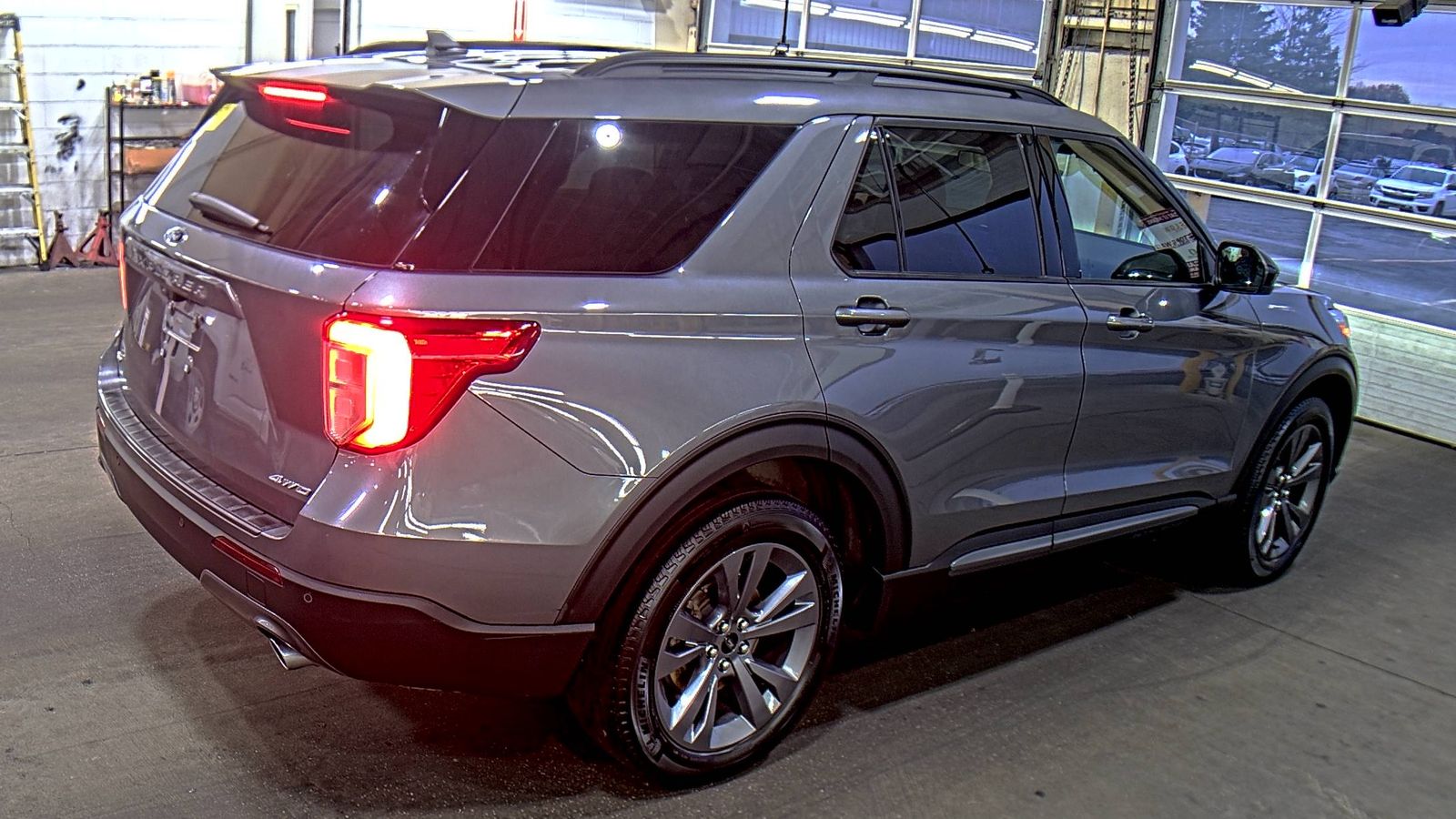 2022 Ford Explorer XLT AWD