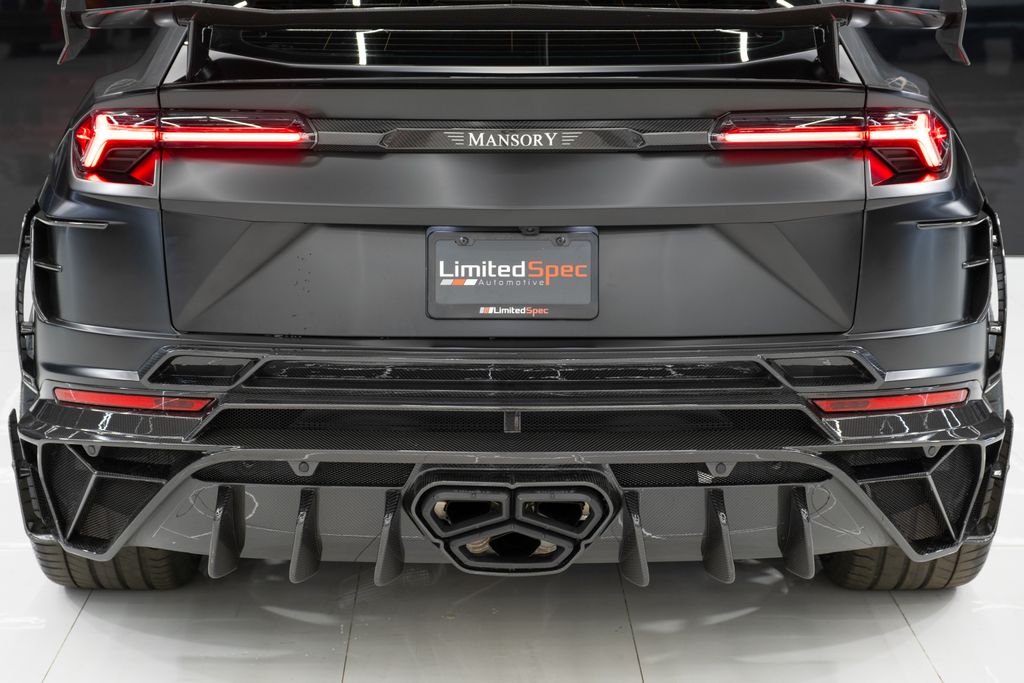 2024 Lamborghini Urus S AWD