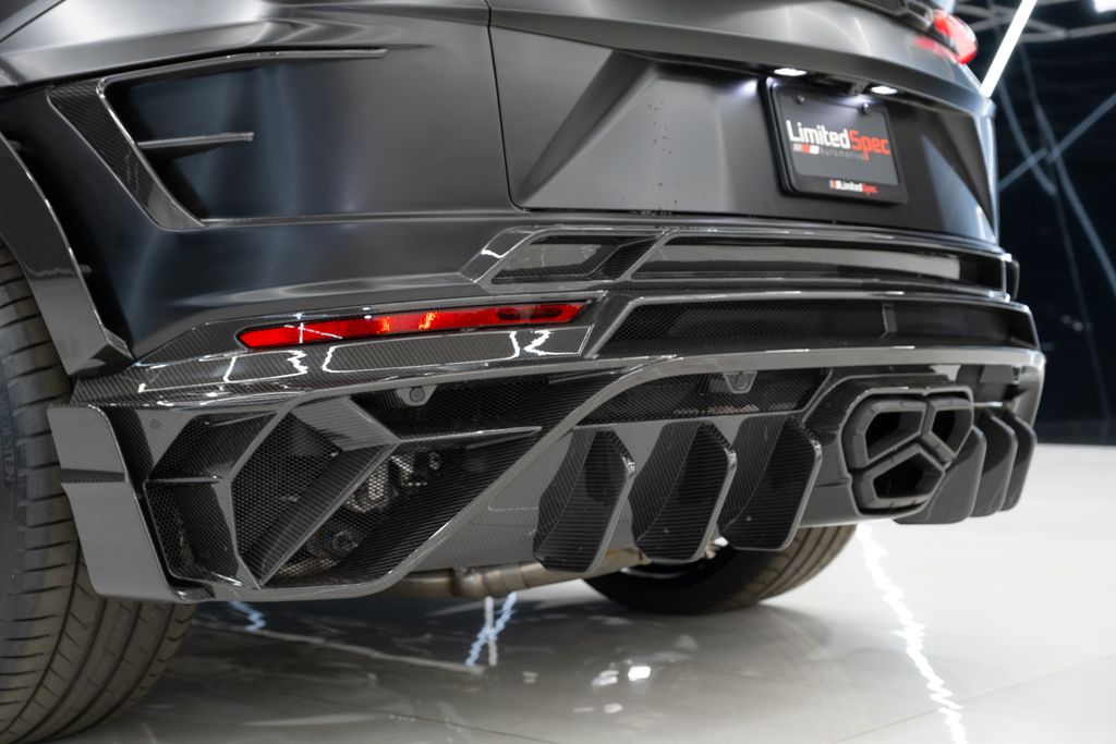 2024 Lamborghini Urus S AWD