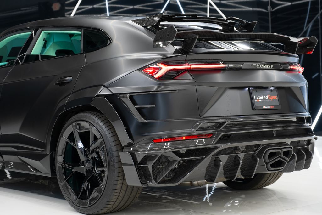 2024 Lamborghini Urus S AWD