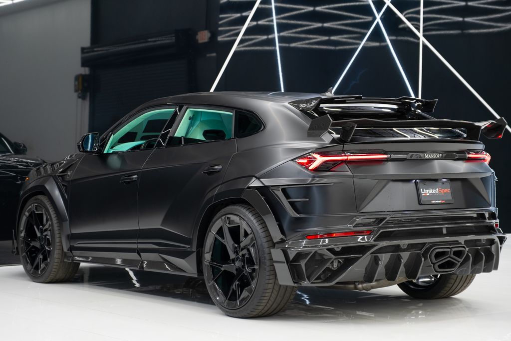 2024 Lamborghini Urus S AWD