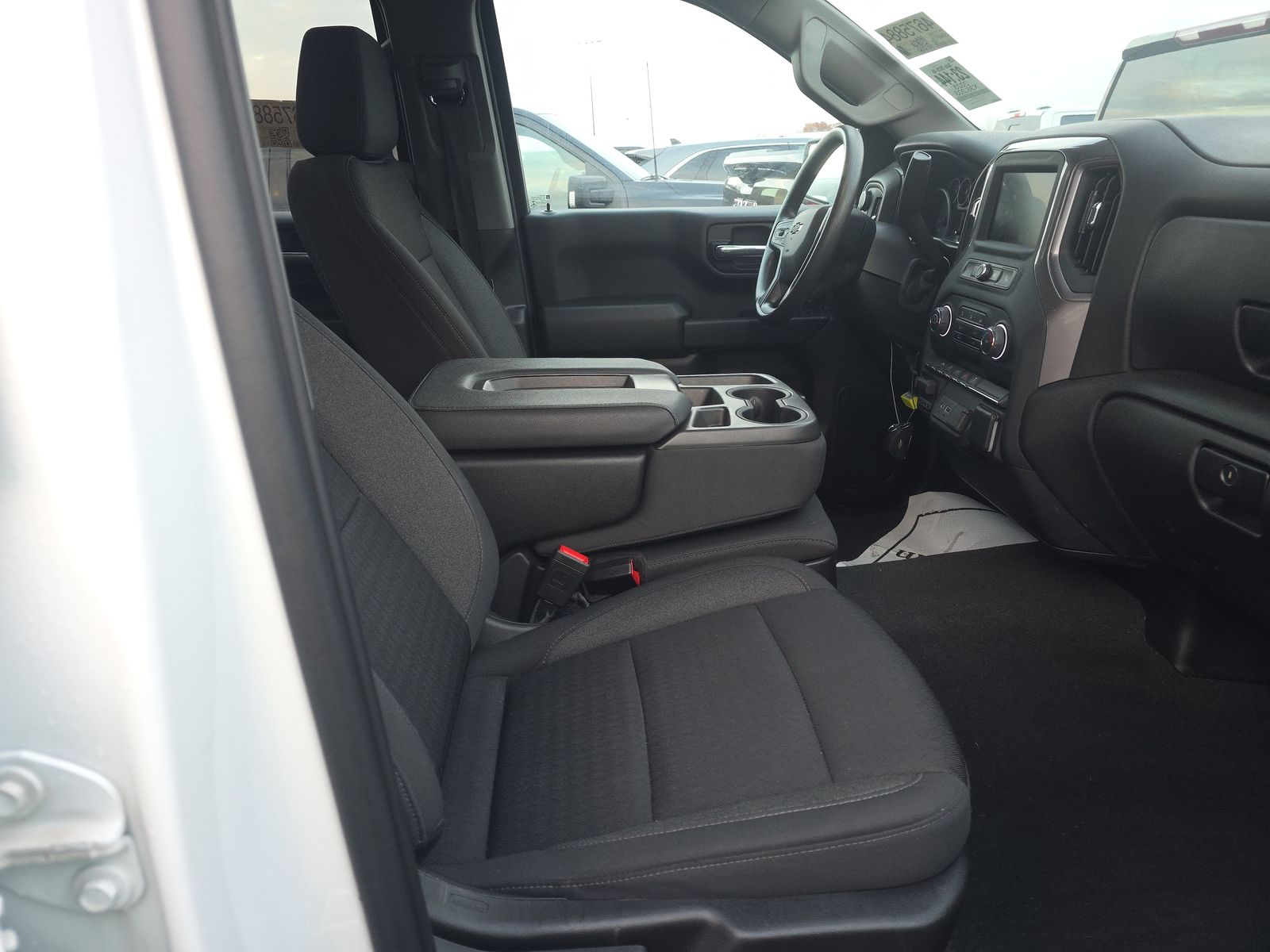 2023 Chevrolet Silverado 1500 Custom AWD