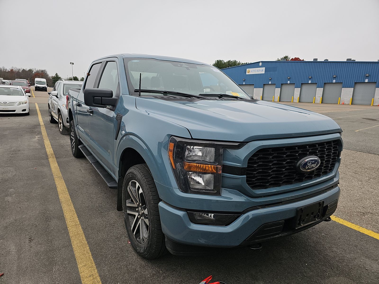 2023 Ford F-150 XL AWD