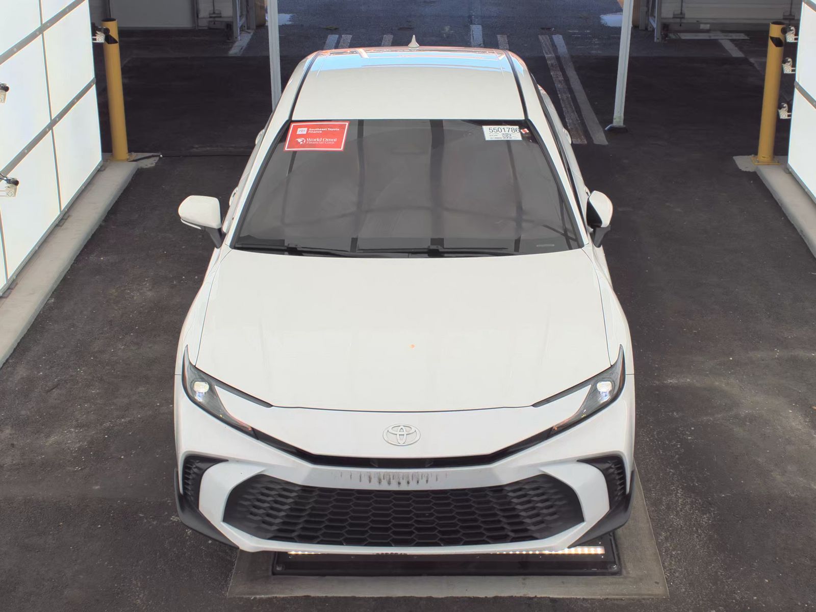 2025 Toyota Camry SE FWD