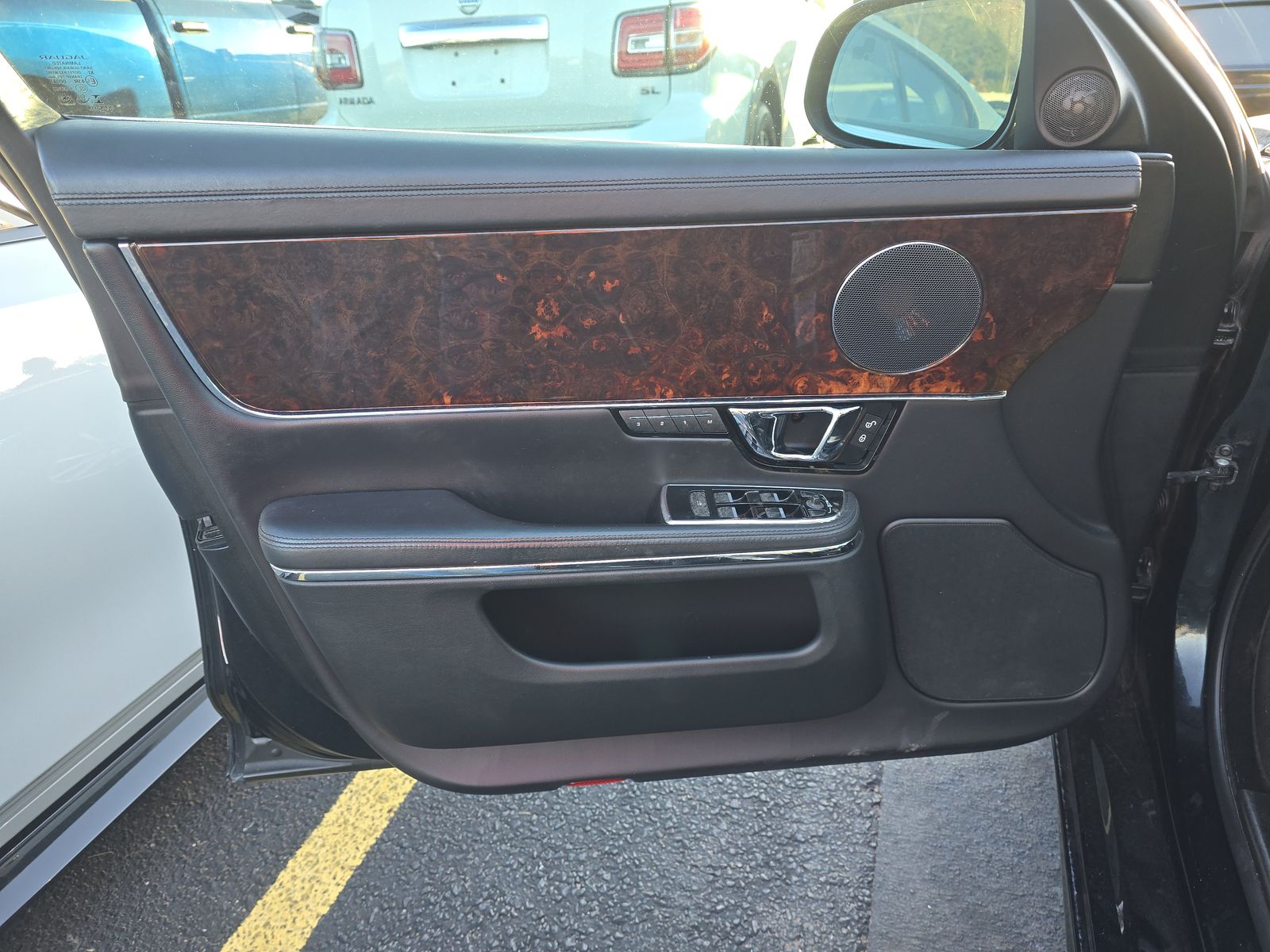 2016 Jaguar XJ R-Sport RWD