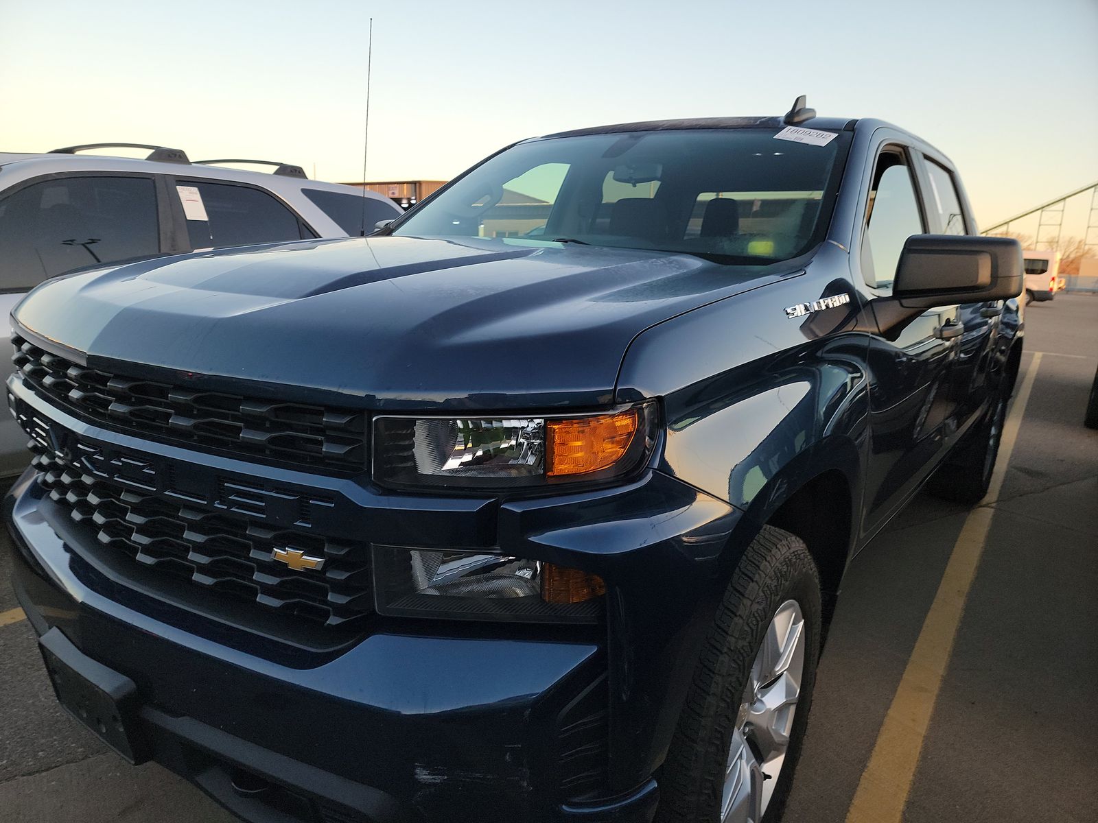 2022 Chevrolet Silverado 1500 Custom AWD