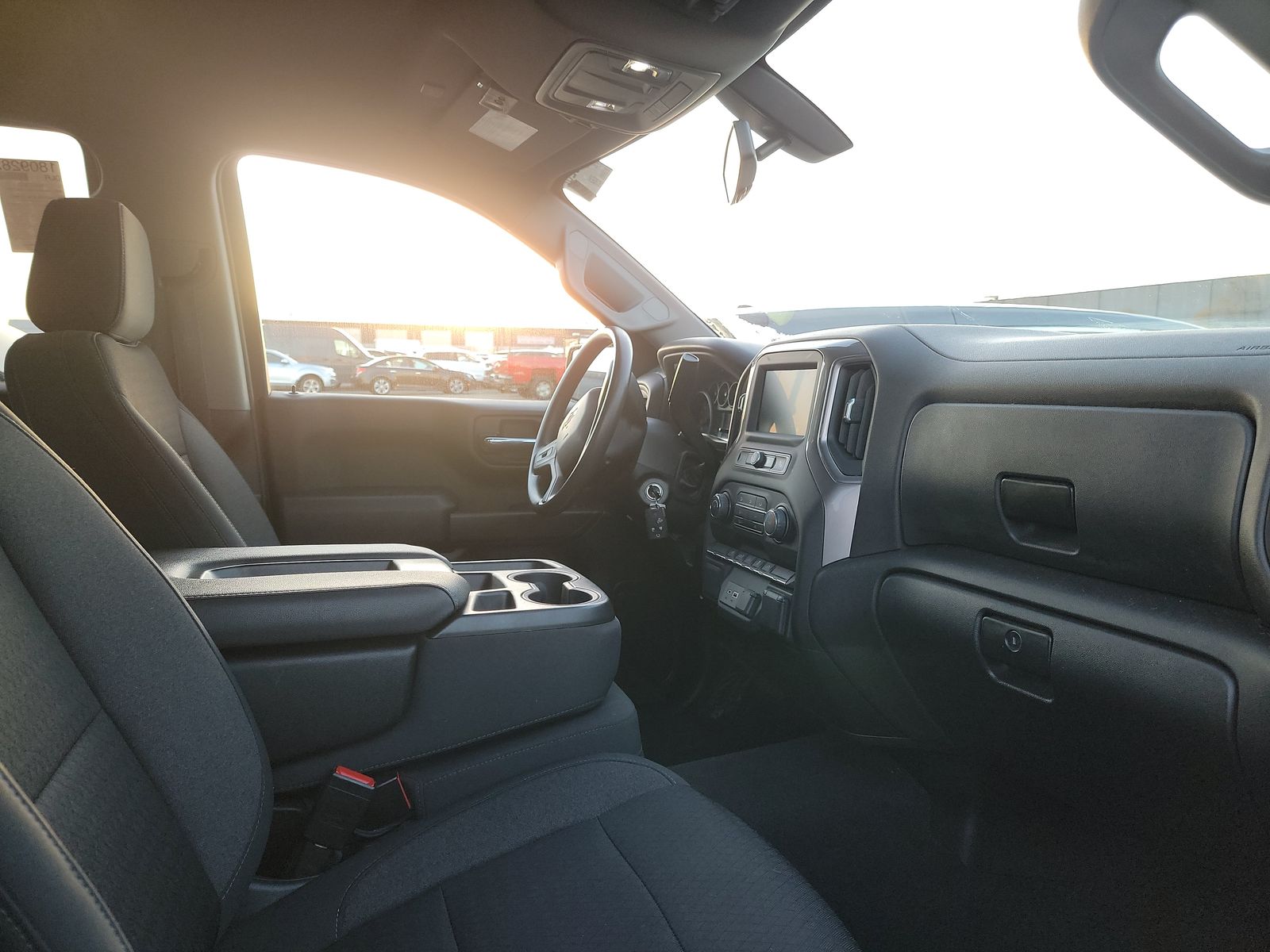 2022 Chevrolet Silverado 1500 Custom AWD