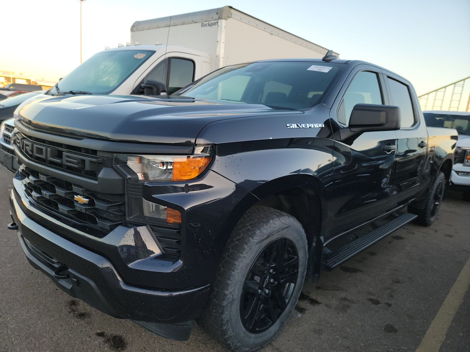 2023 Chevrolet Silverado 1500 Custom AWD
