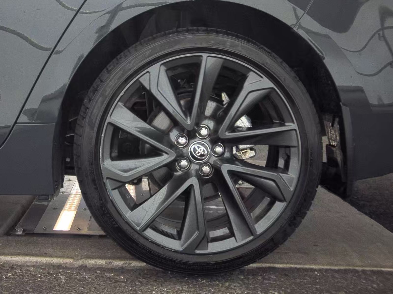 2025 Toyota Corolla SE FWD