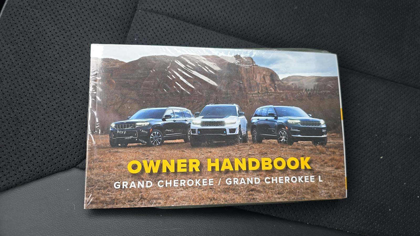 2025 Jeep Grand Cherokee Altitude AWD