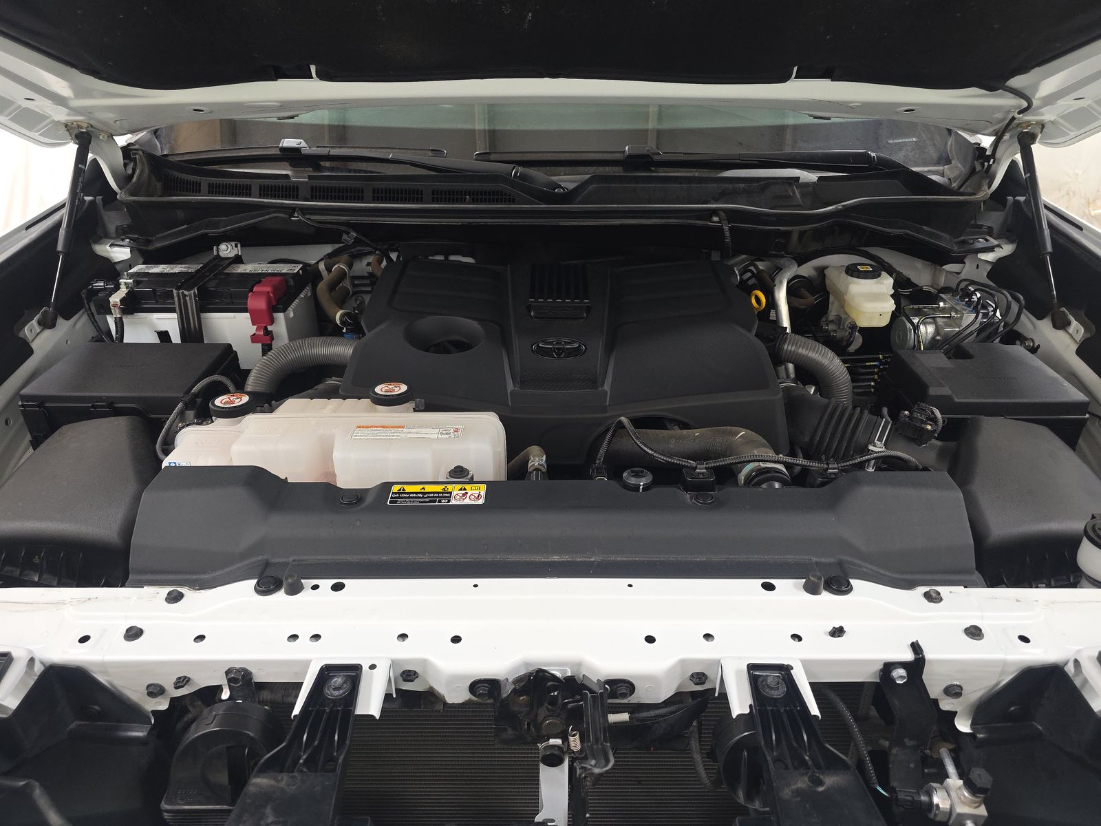 2023 Toyota Tundra SR5 AWD