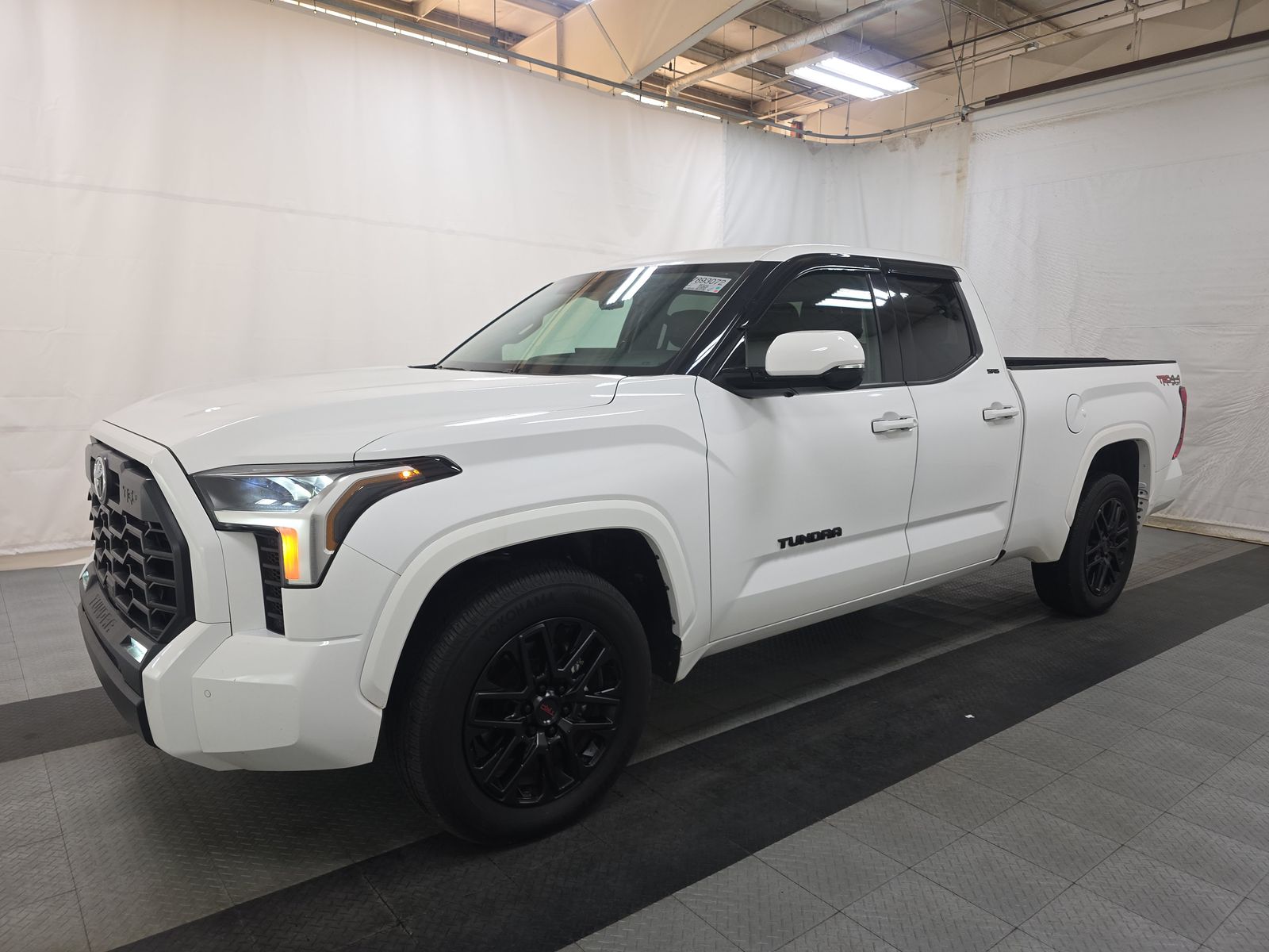 2023 Toyota Tundra SR5 AWD