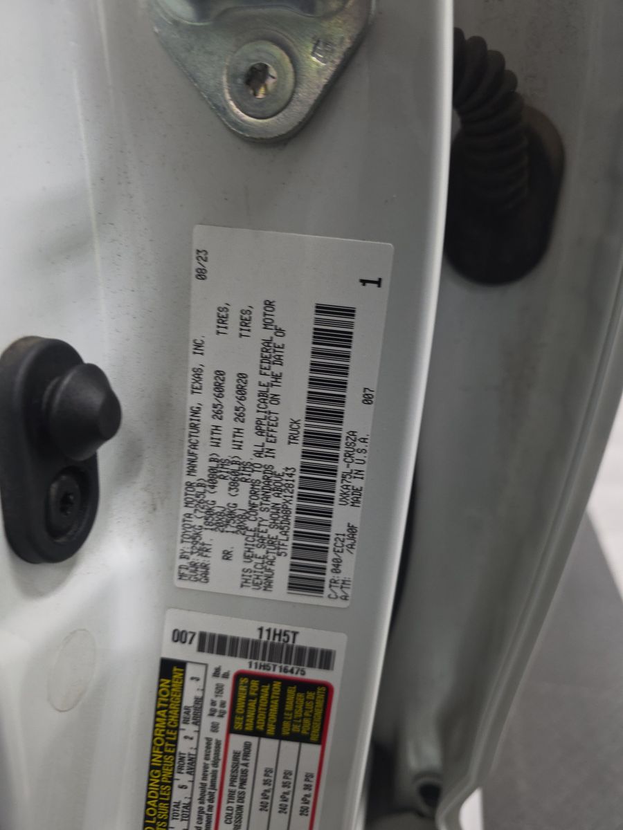 2023 Toyota Tundra SR5 AWD