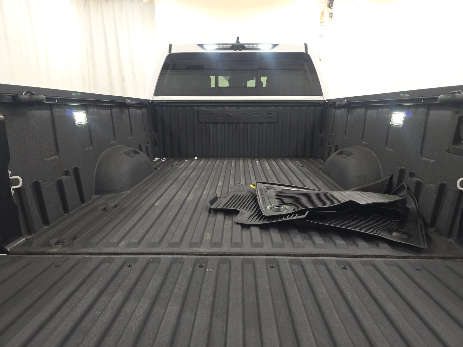 2023 Toyota Tundra SR5 AWD