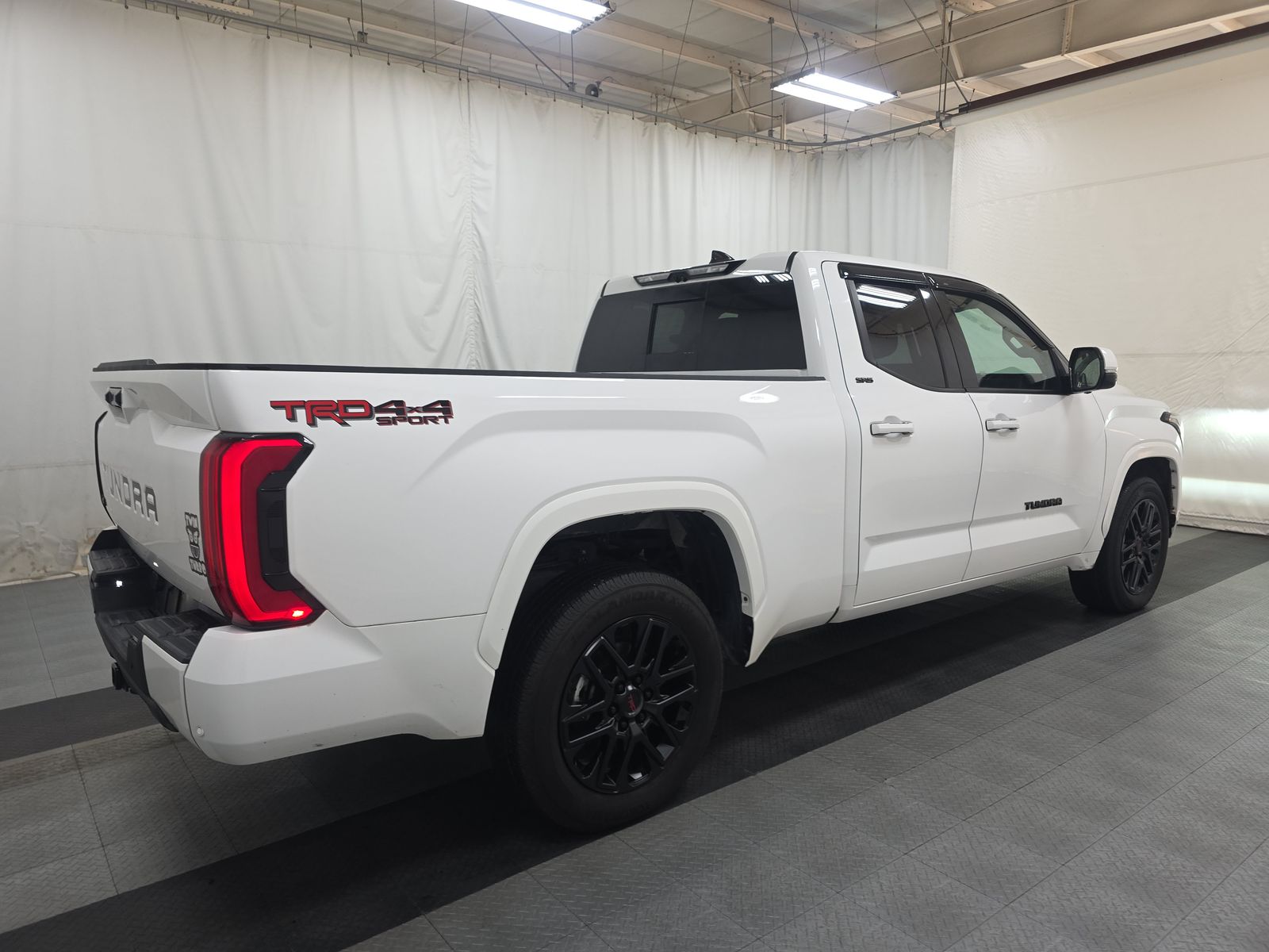 2023 Toyota Tundra SR5 AWD