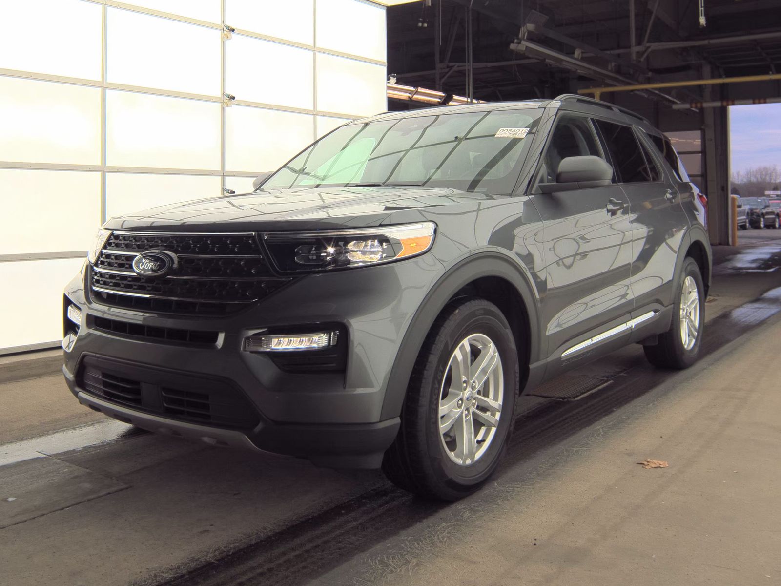 2023 Ford Explorer XLT AWD