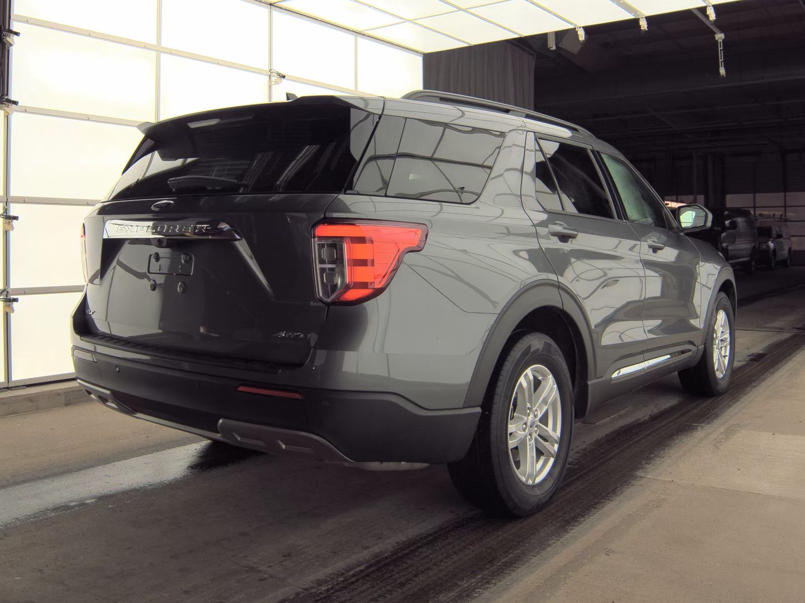 2023 Ford Explorer XLT AWD