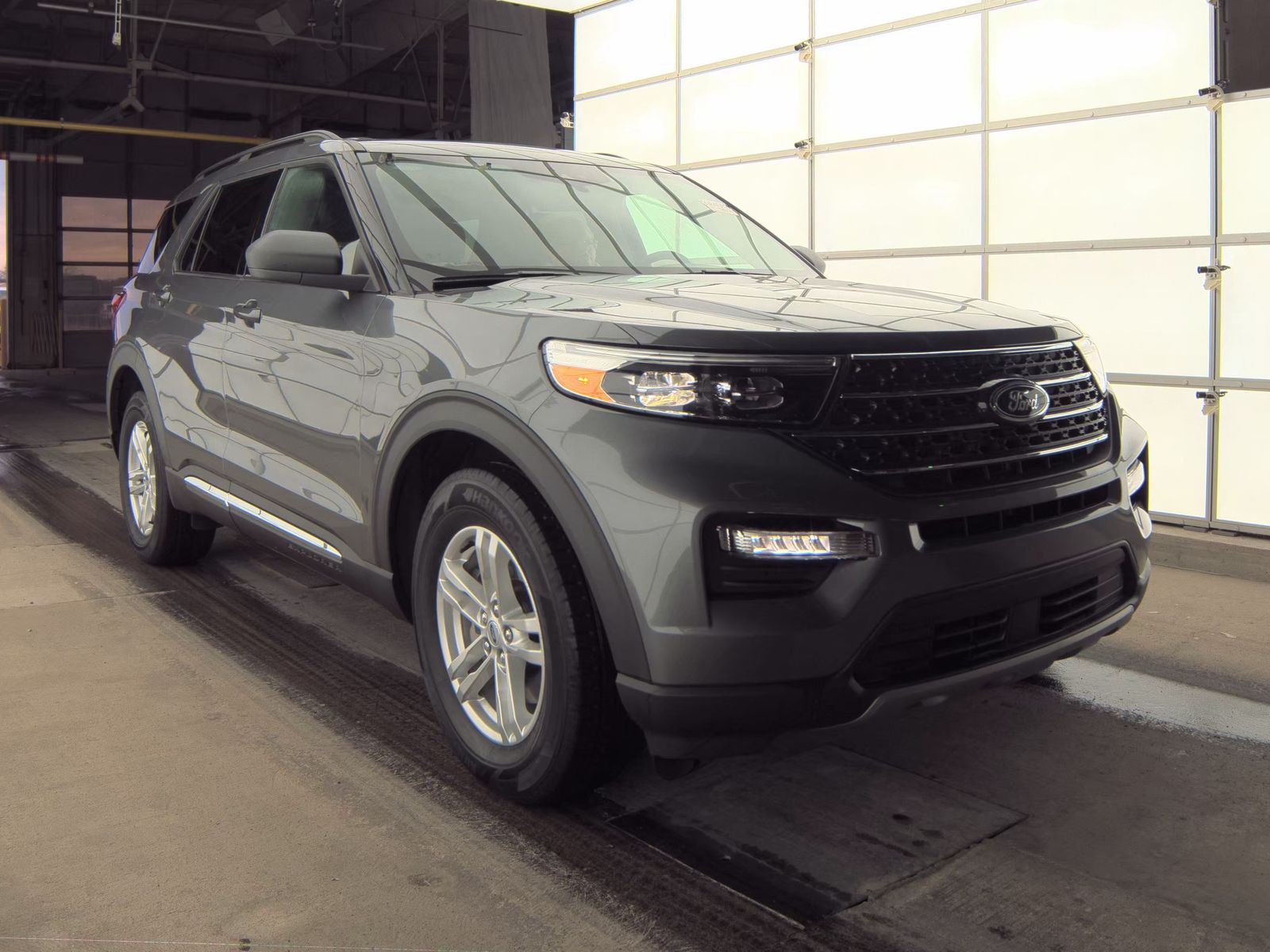 2023 Ford Explorer XLT AWD