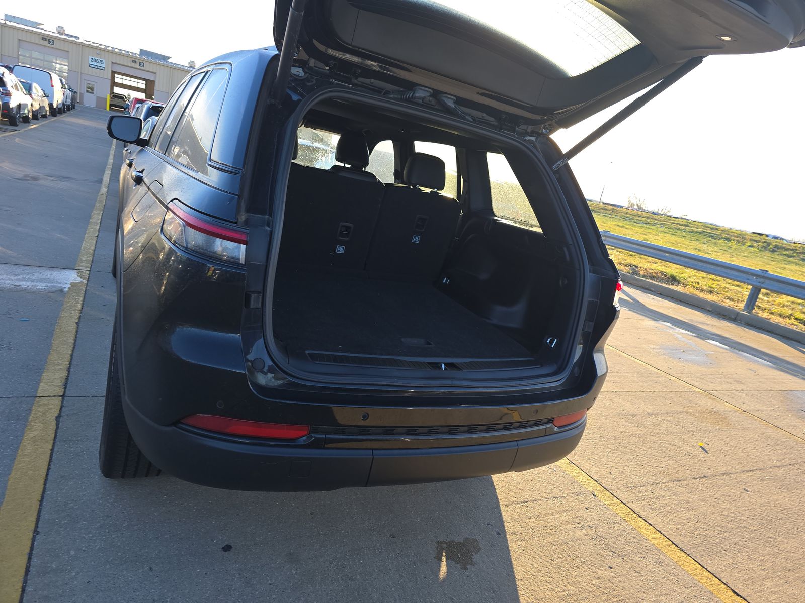 2022 Jeep Grand Cherokee Altitude AWD