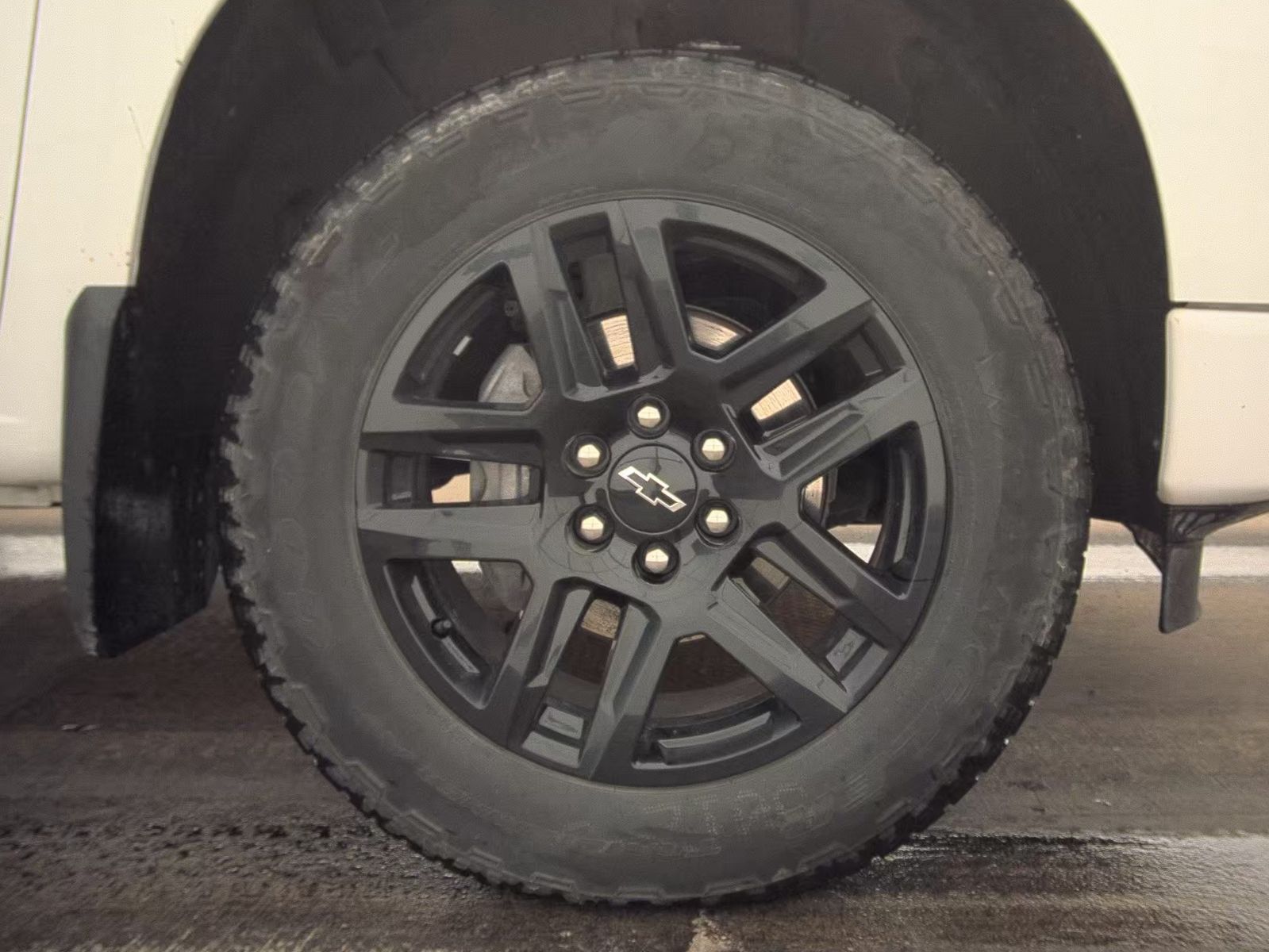 2023 Chevrolet Silverado 1500 Custom AWD