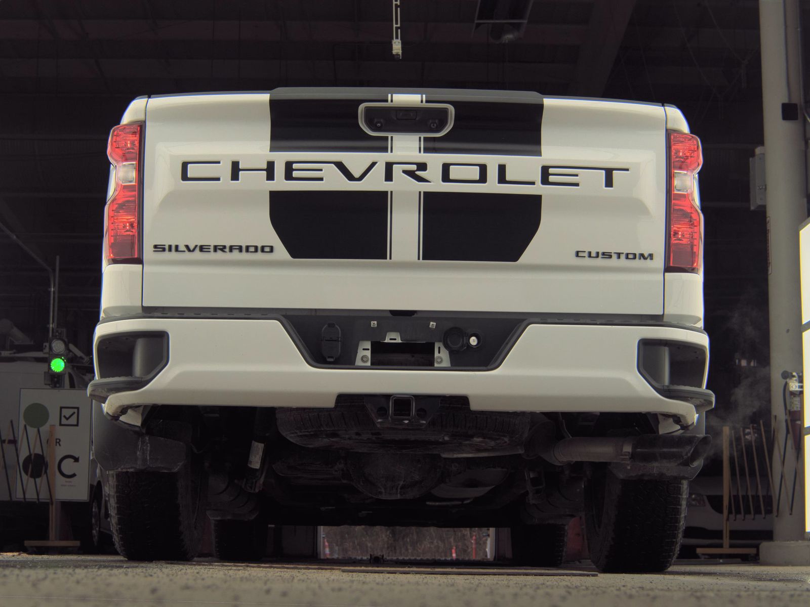 2023 Chevrolet Silverado 1500 Custom AWD