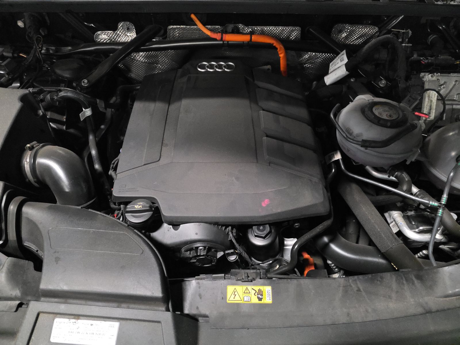 2024 Audi Q5 e Plug-In Hybrid S line Prestige AWD