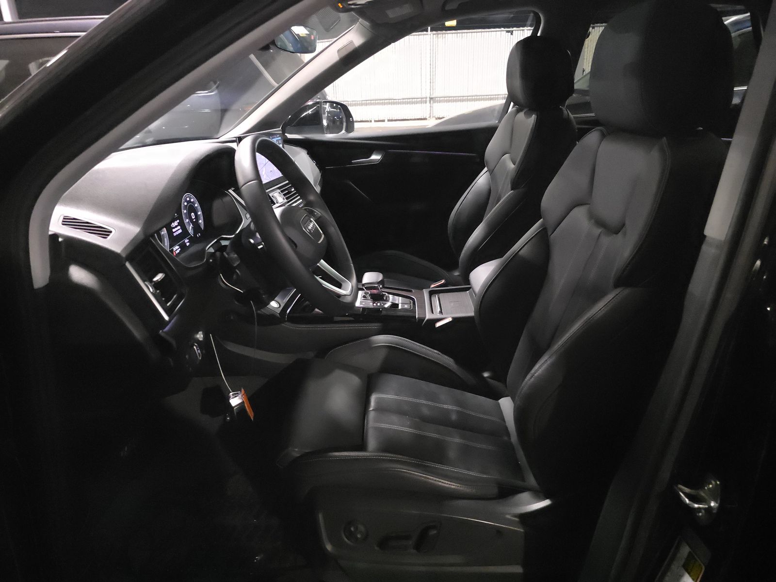 2024 Audi Q5 e Plug-In Hybrid S line Prestige AWD