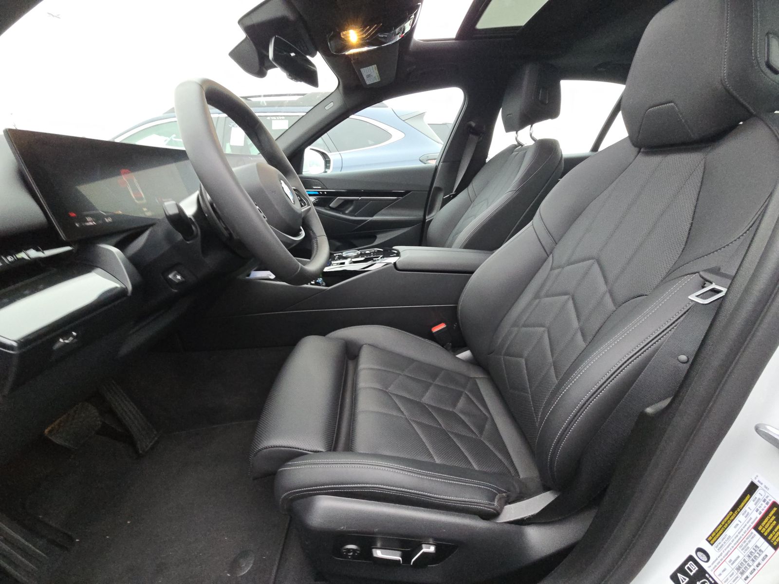 2025 BMW 5 Series 530i xDrive AWD