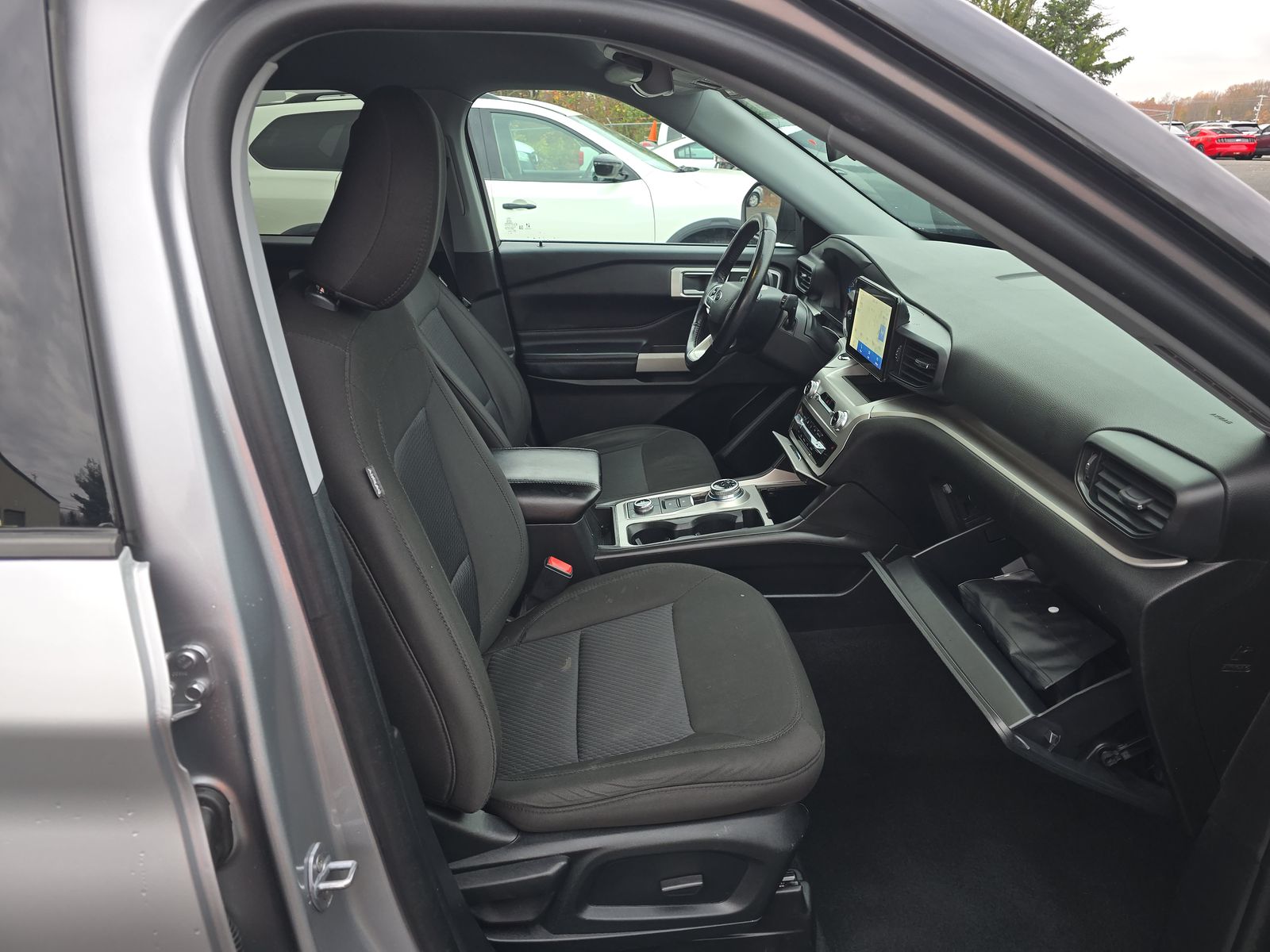 2022 Ford Explorer XLT AWD