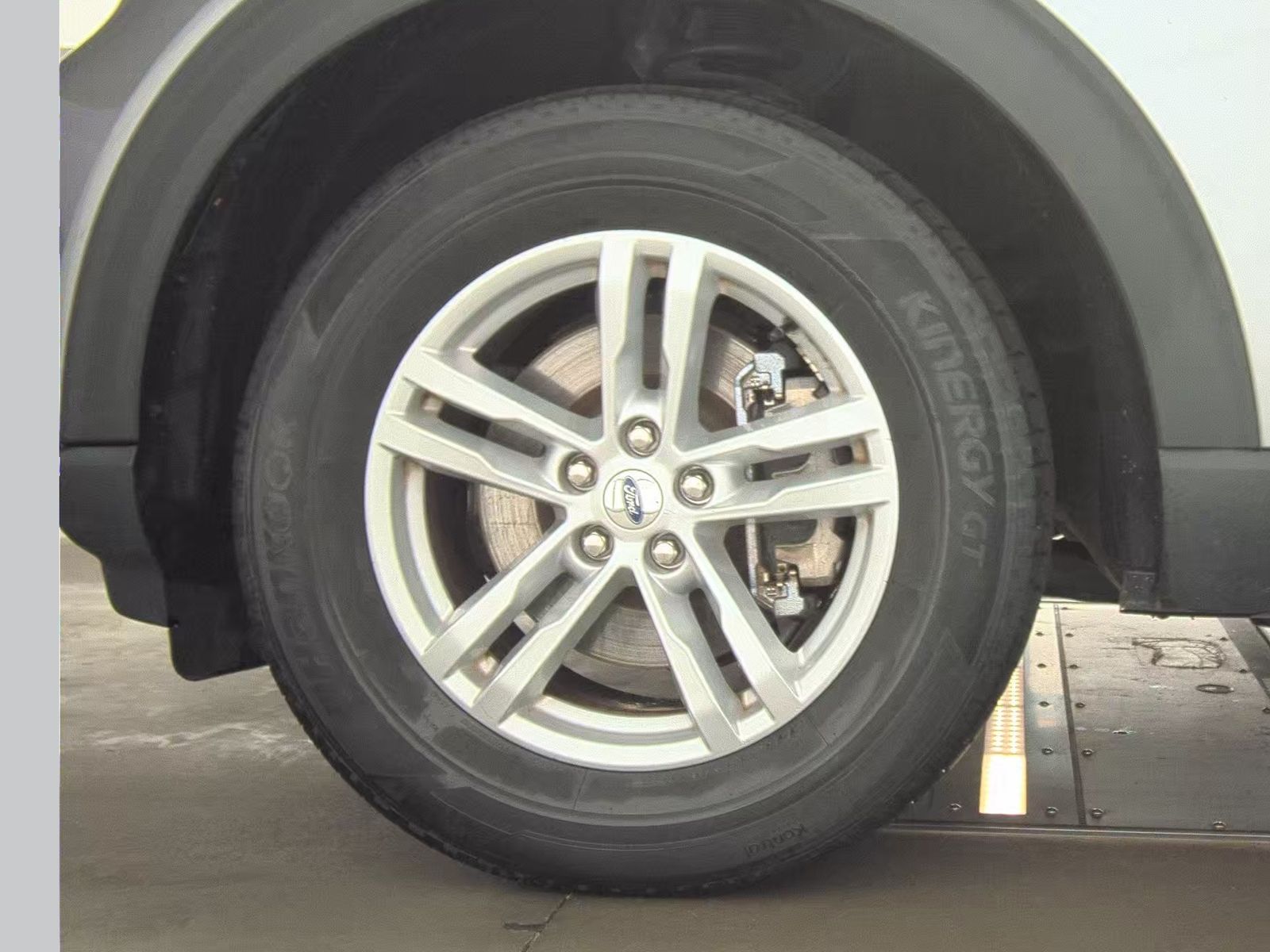 2022 Ford Explorer XLT AWD