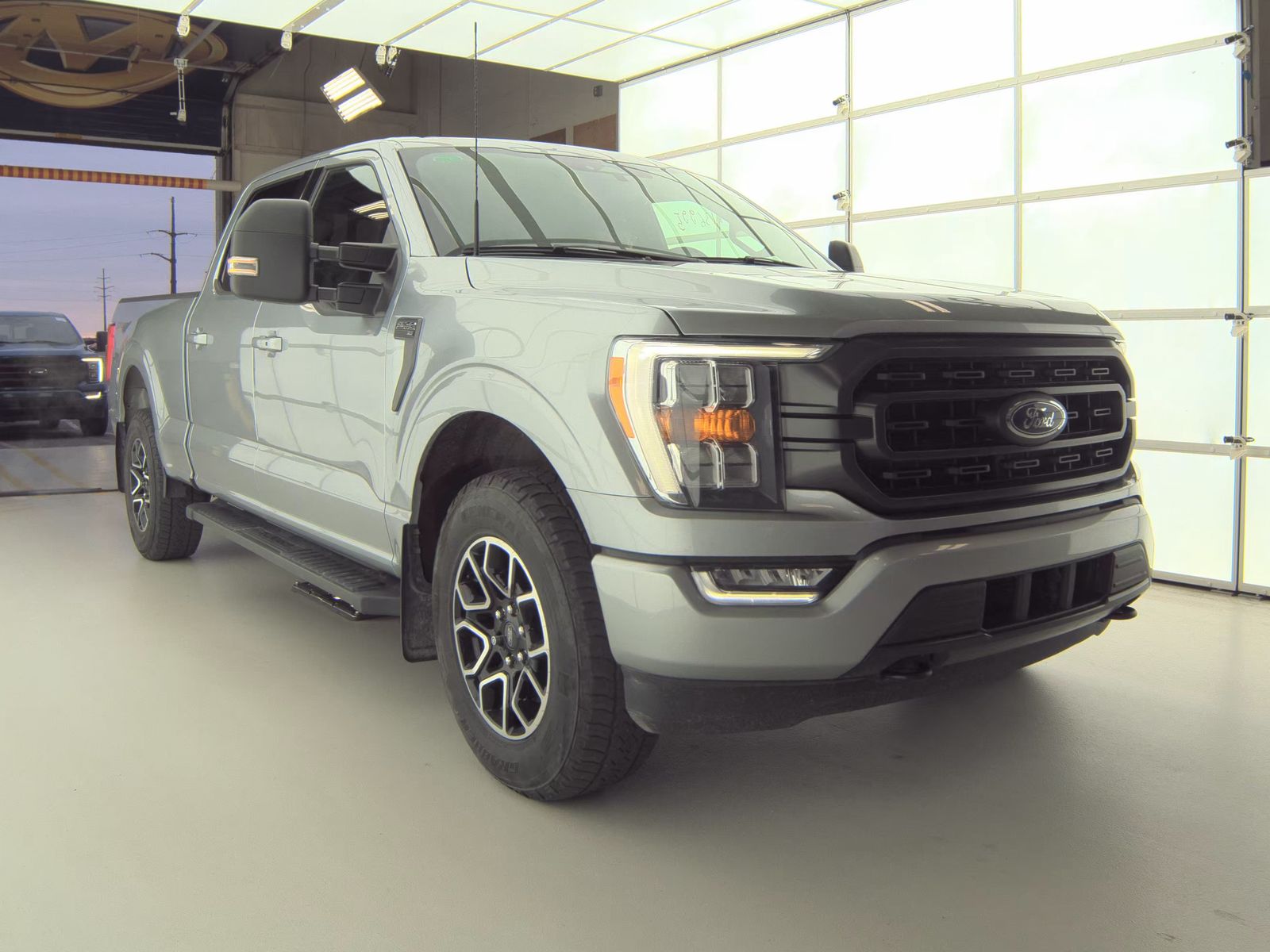 2023 Ford F-150 XLT AWD