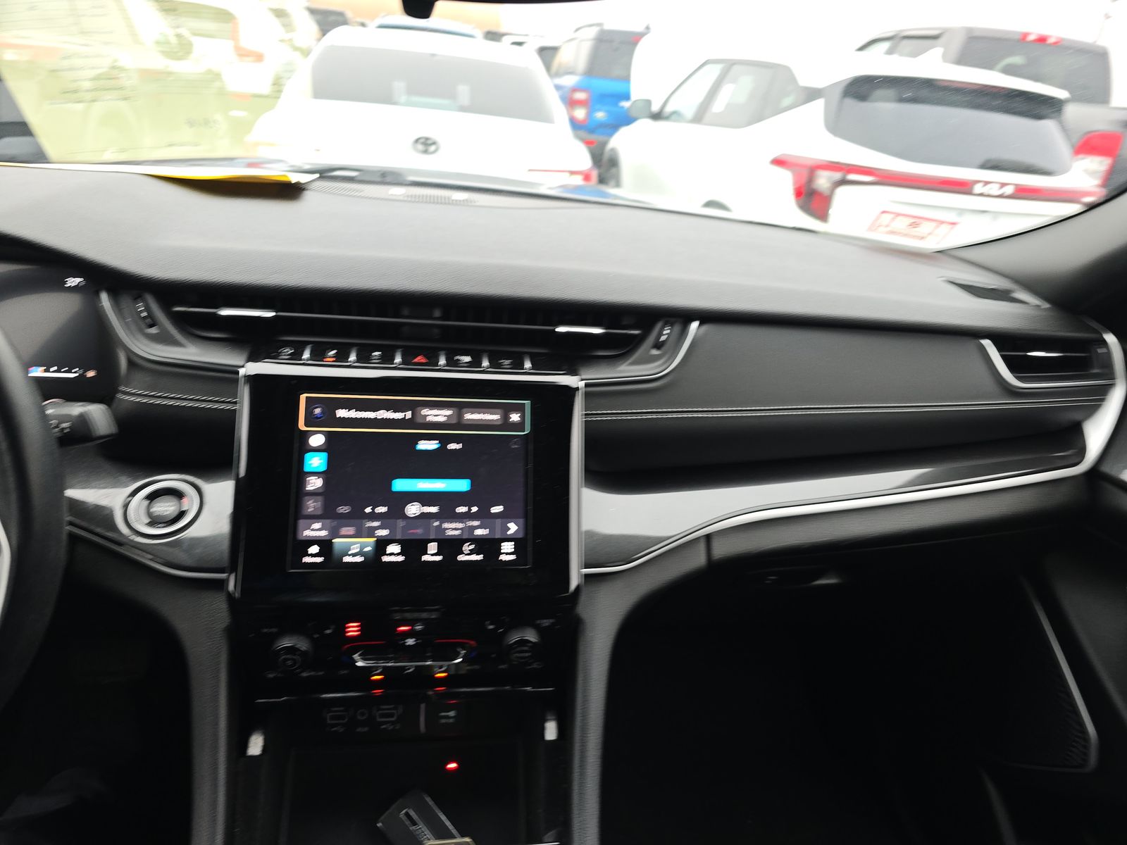 2022 Jeep Grand Cherokee Altitude AWD