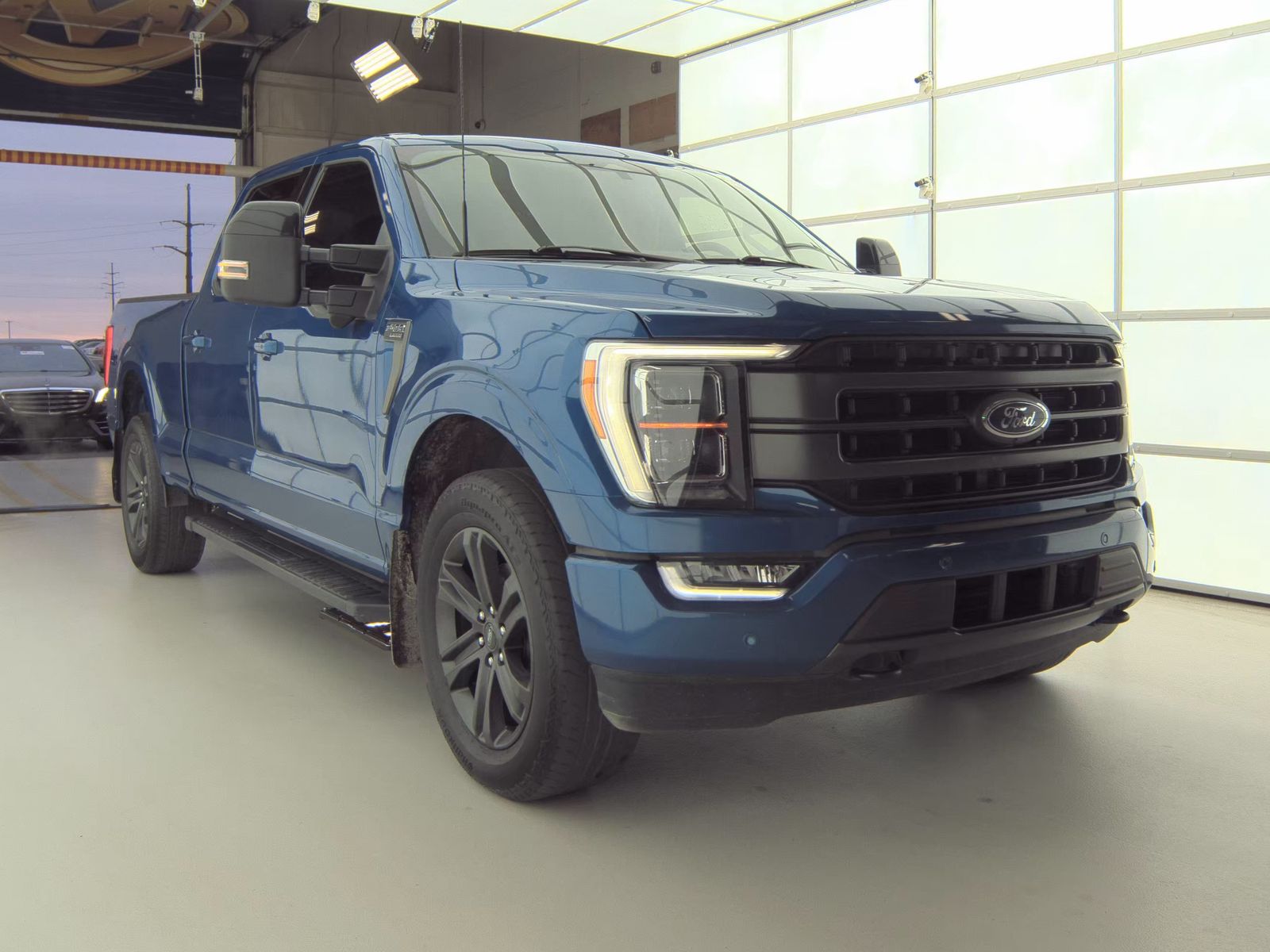 2023 Ford F-150 Lariat AWD