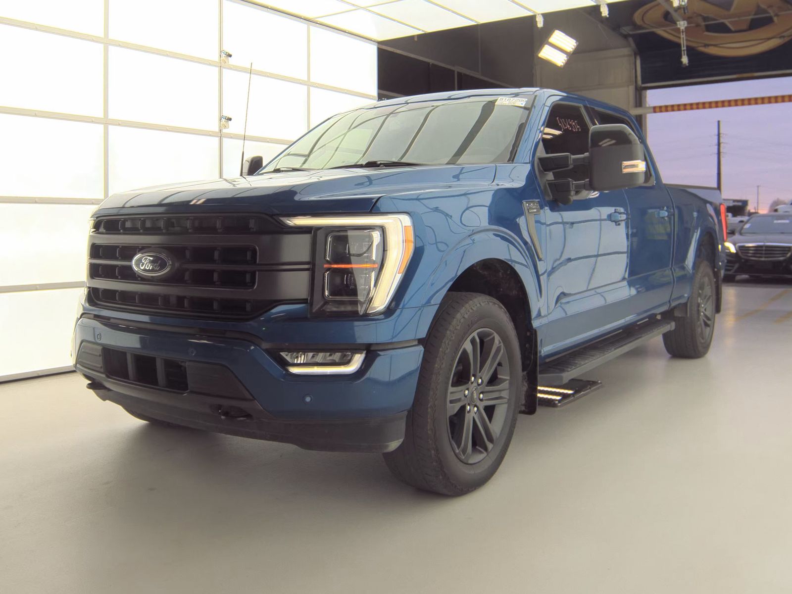 2023 Ford F-150 Lariat AWD