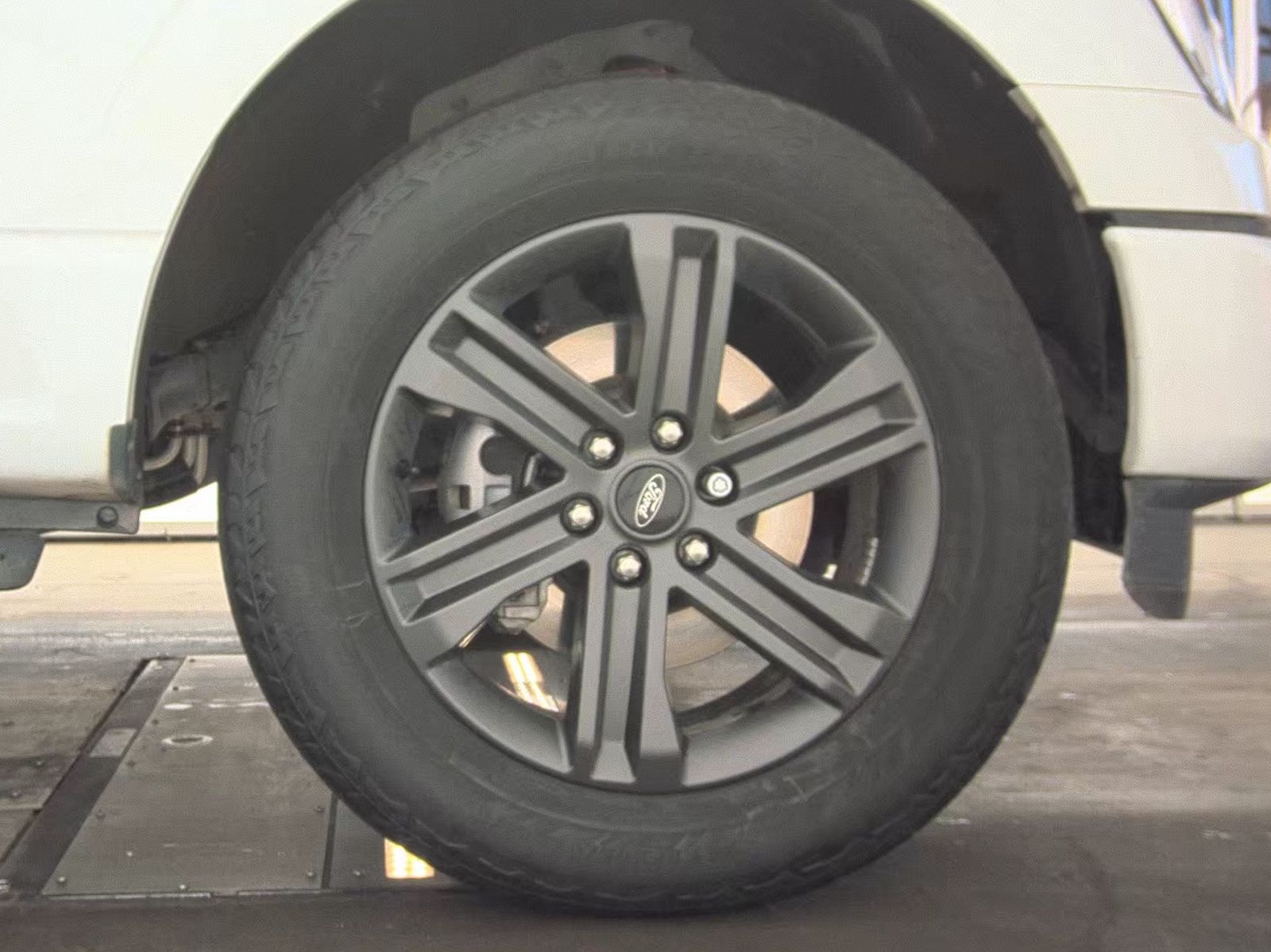 2023 Ford F-150 Hybrid XLT AWD