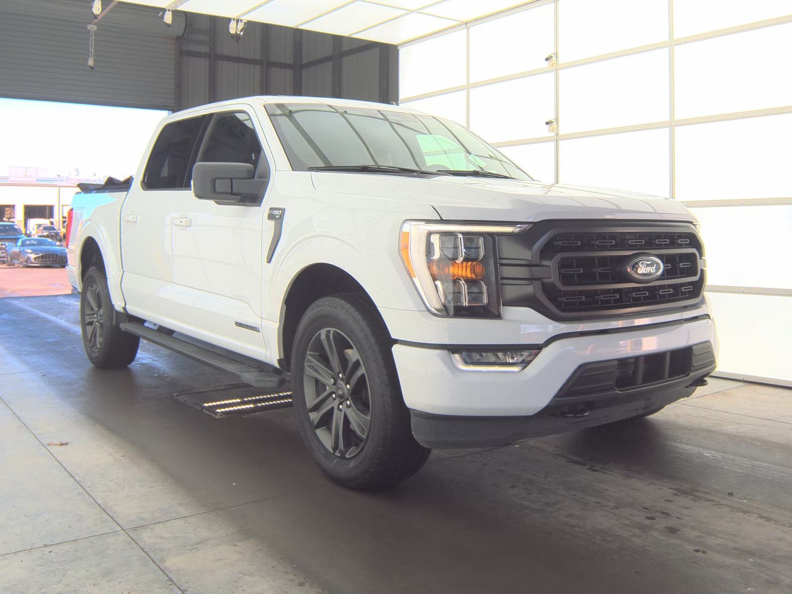 2023 Ford F-150 Hybrid XLT AWD