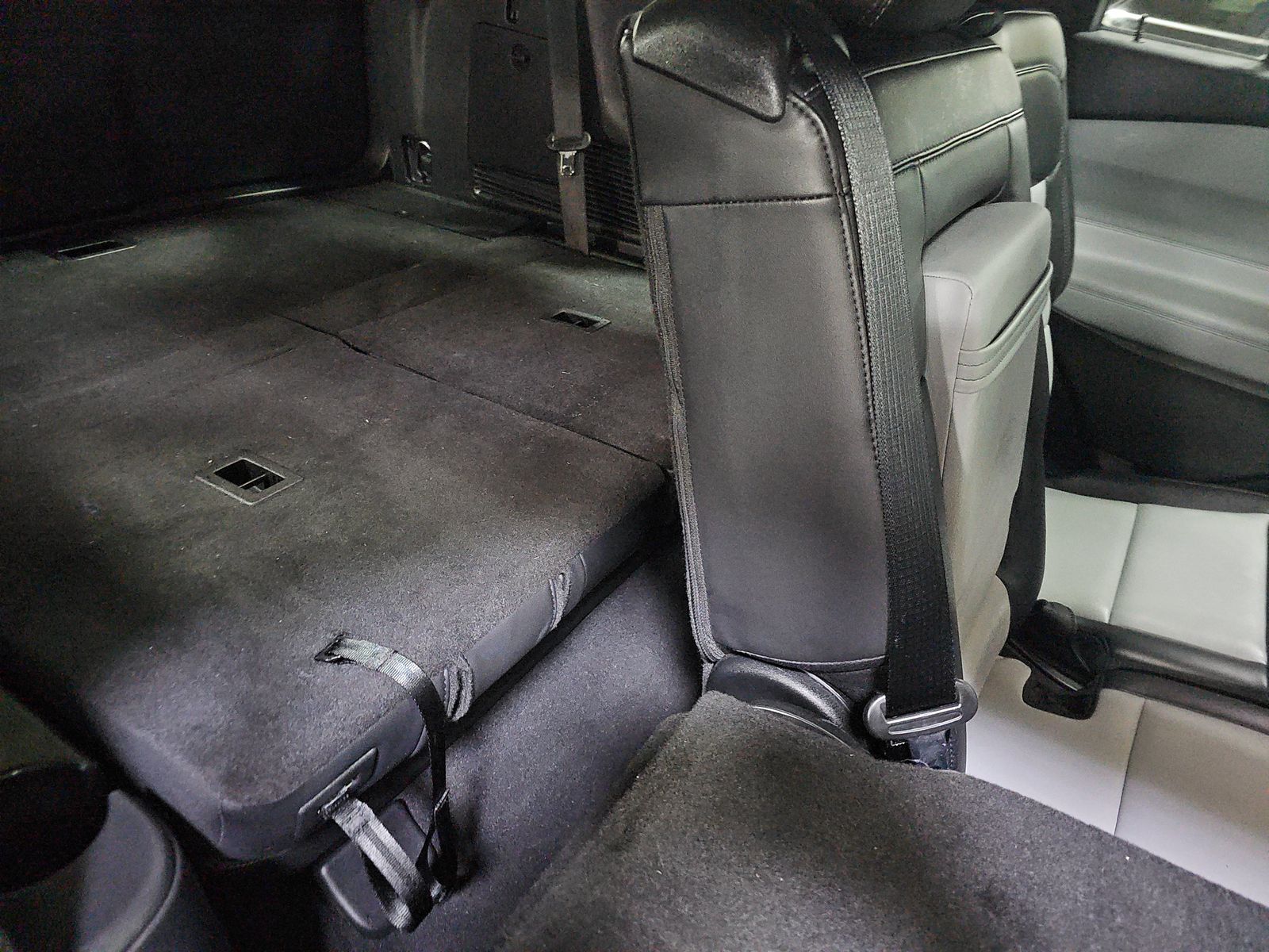 2022 Ford Explorer XLT AWD