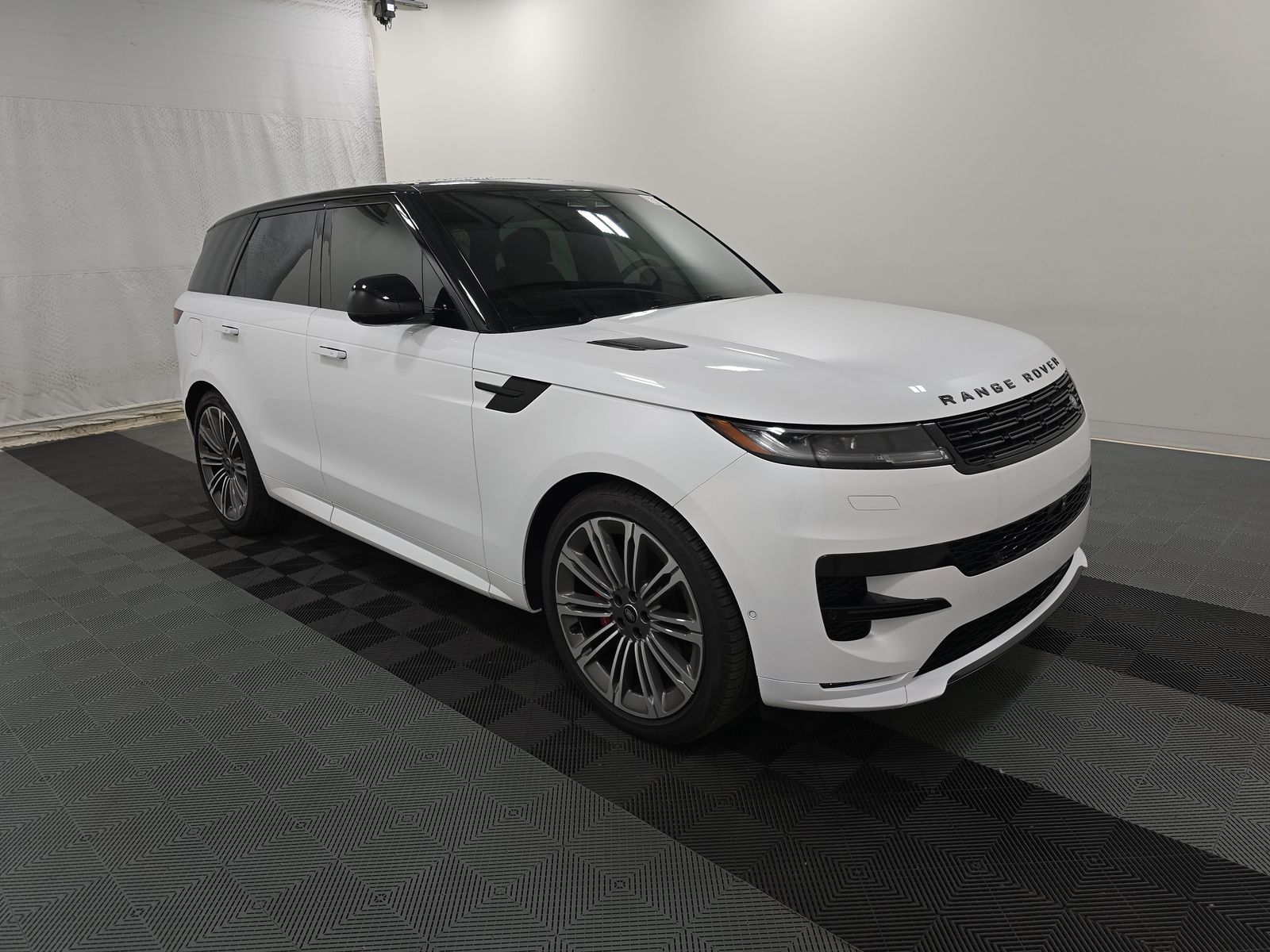 2024 Land Rover Range Rover Sport Dynamic SE AWD
