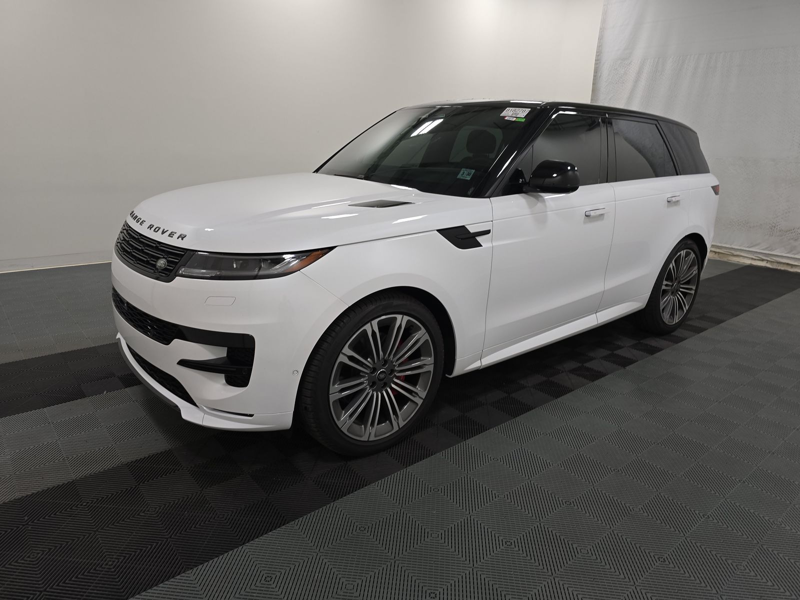 2024 Land Rover Range Rover Sport Dynamic SE AWD