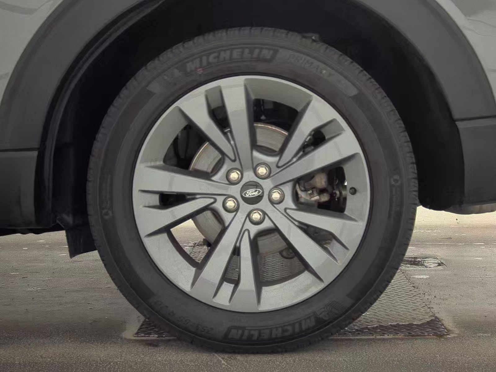 2022 Ford Explorer XLT AWD