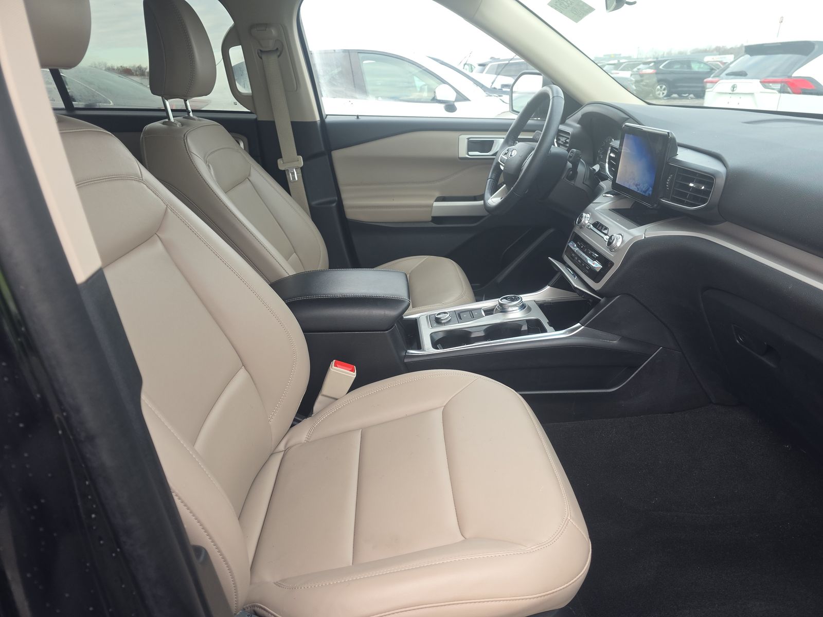 2023 Ford Explorer XLT AWD