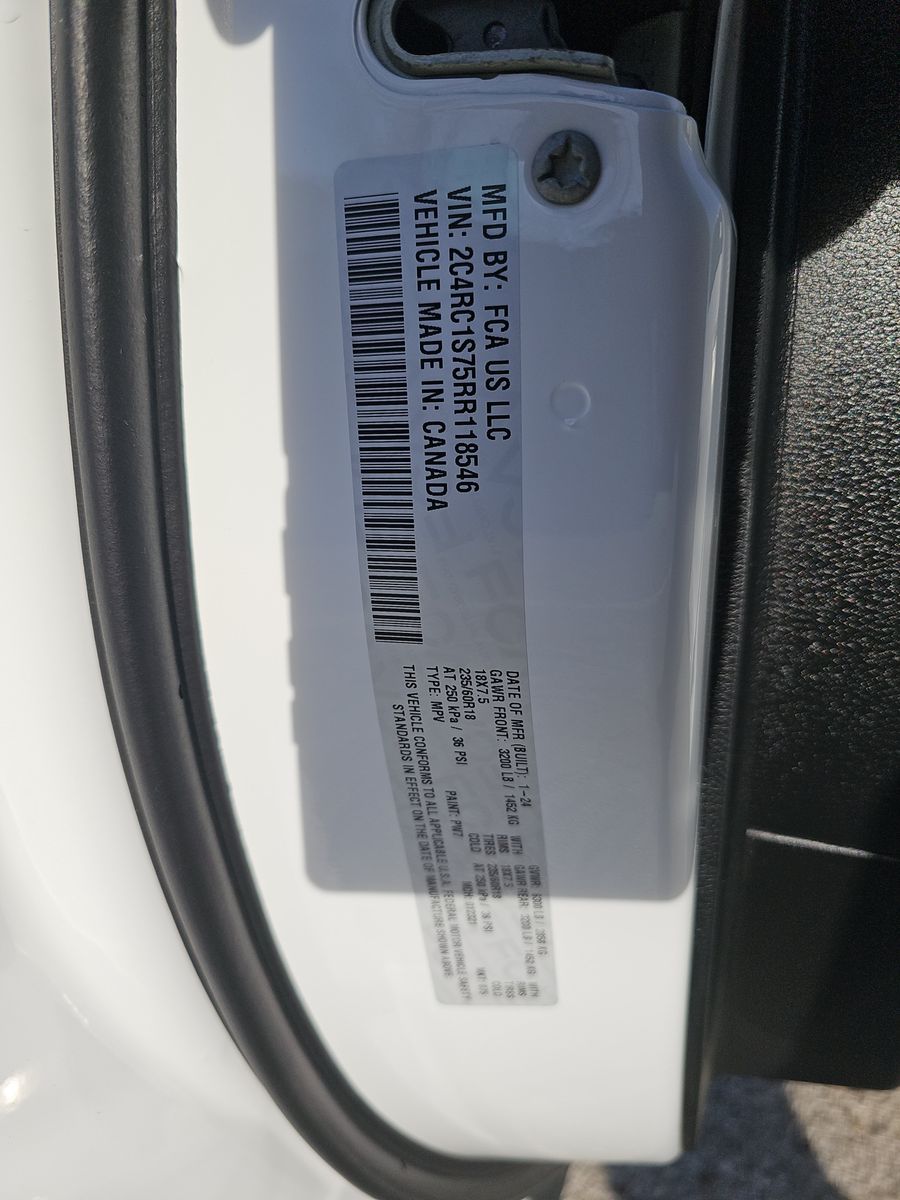 2024 Chrysler Pacifica Hybrid Select S Appearance FWD