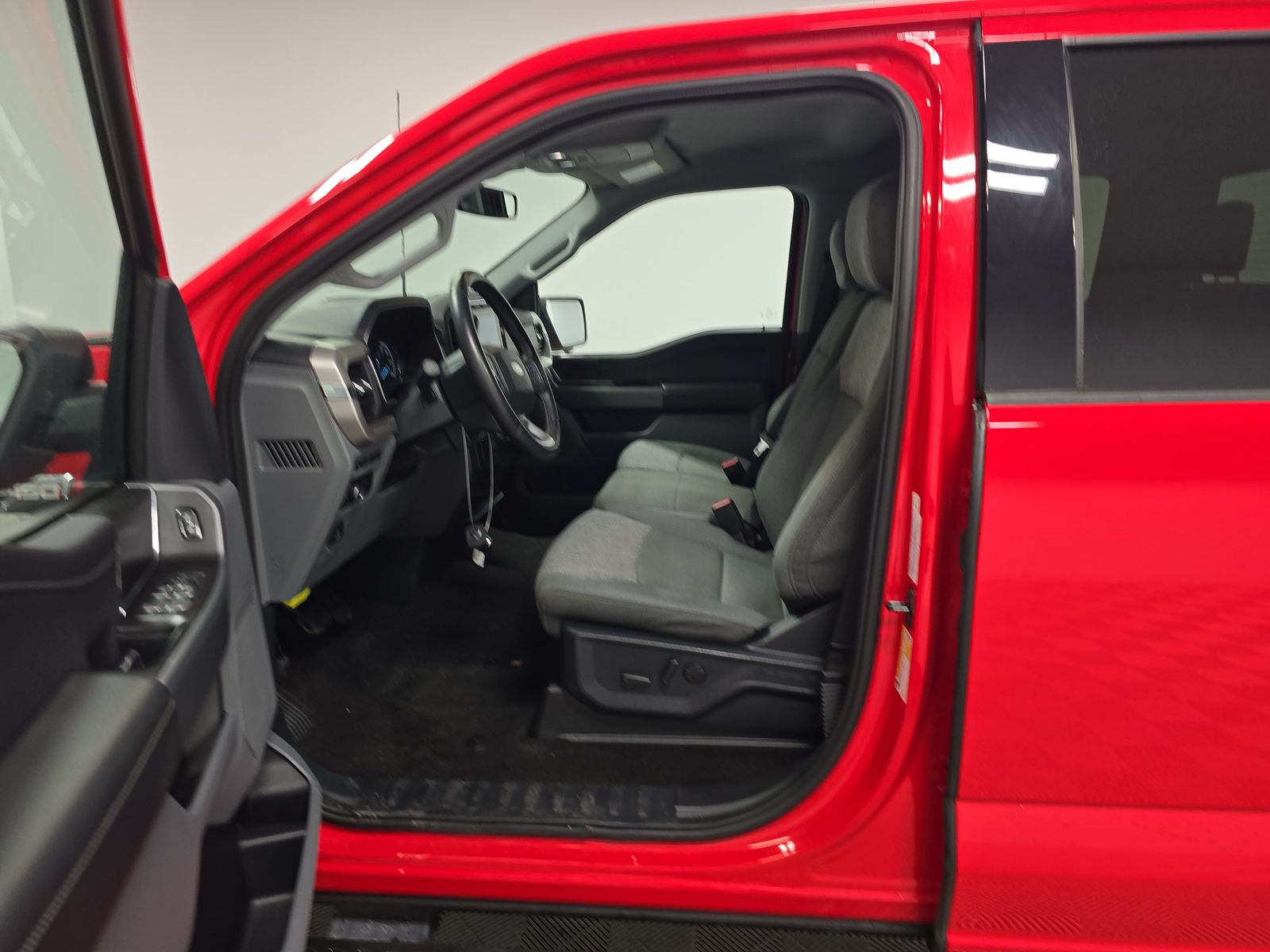 2022 Ford F-150 XLT AWD