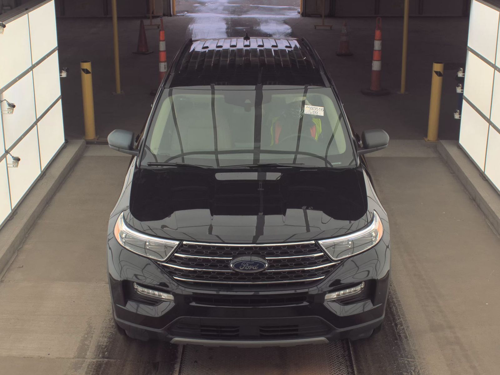 2023 Ford Explorer XLT AWD