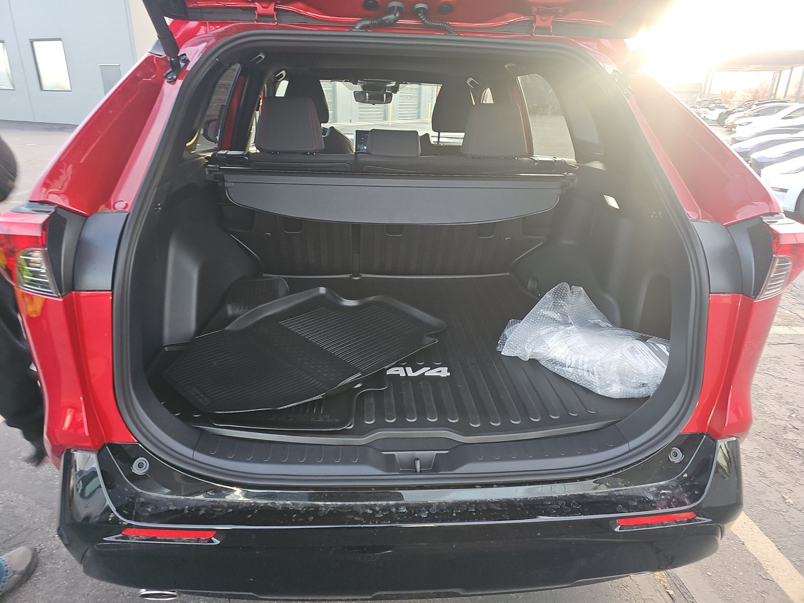 2025 Toyota RAV4 Plug-In Hybrid SE AWD