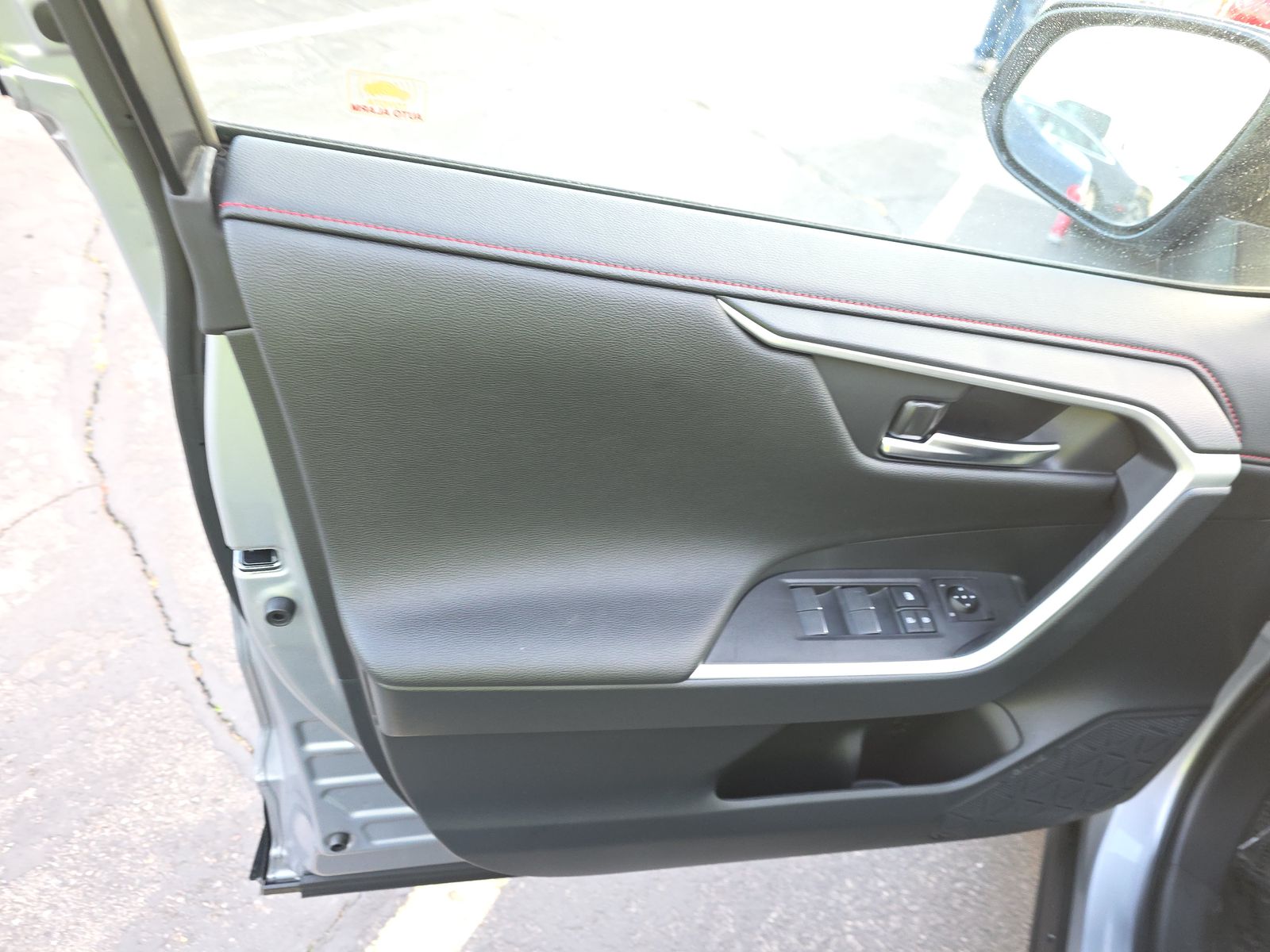 2025 Toyota RAV4 Plug-In Hybrid XSE AWD