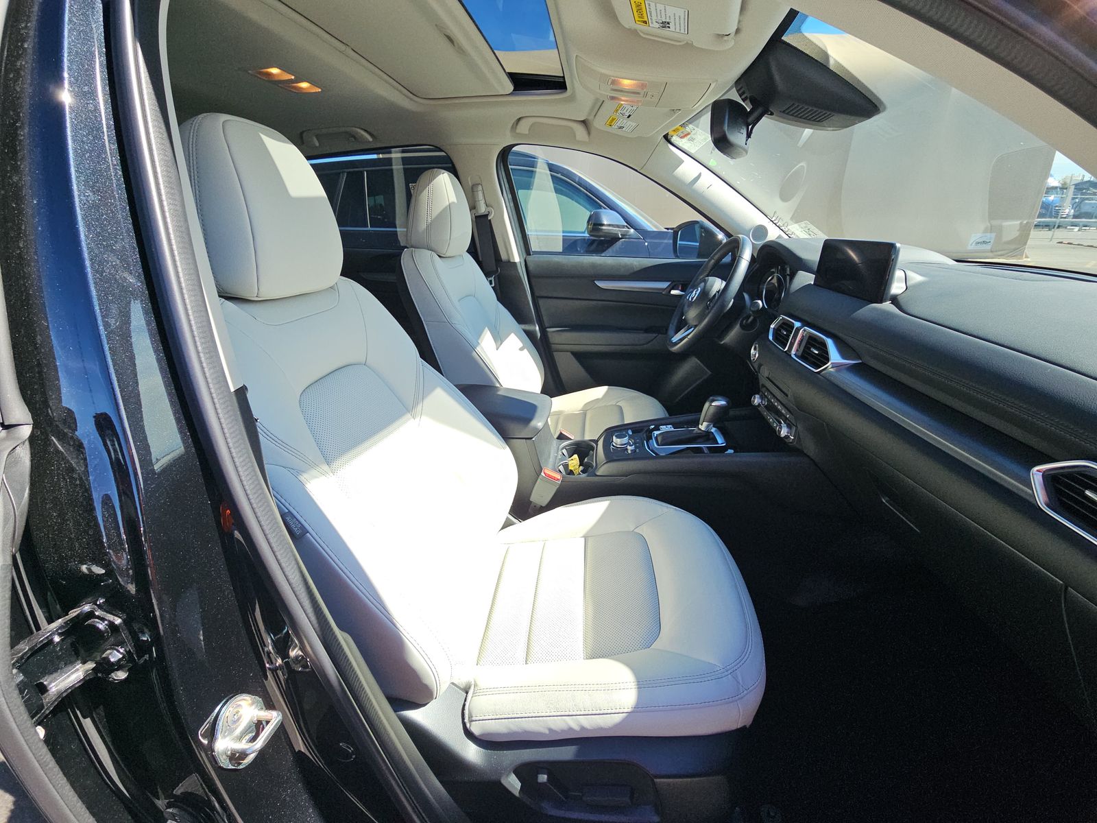 2023 MAZDA CX-5 2.5 S Preferred Package AWD