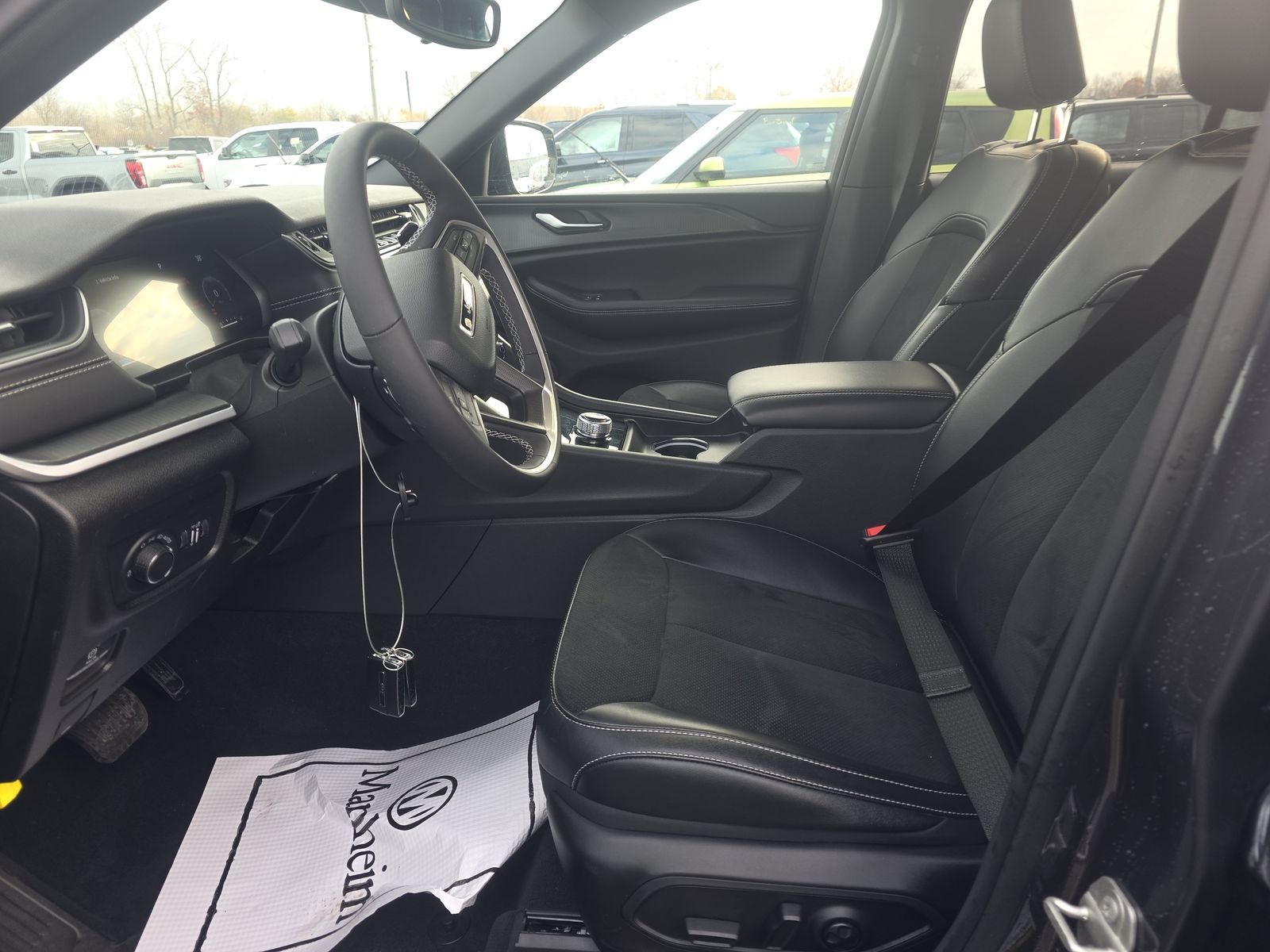 2024 Jeep Grand Cherokee Altitude AWD