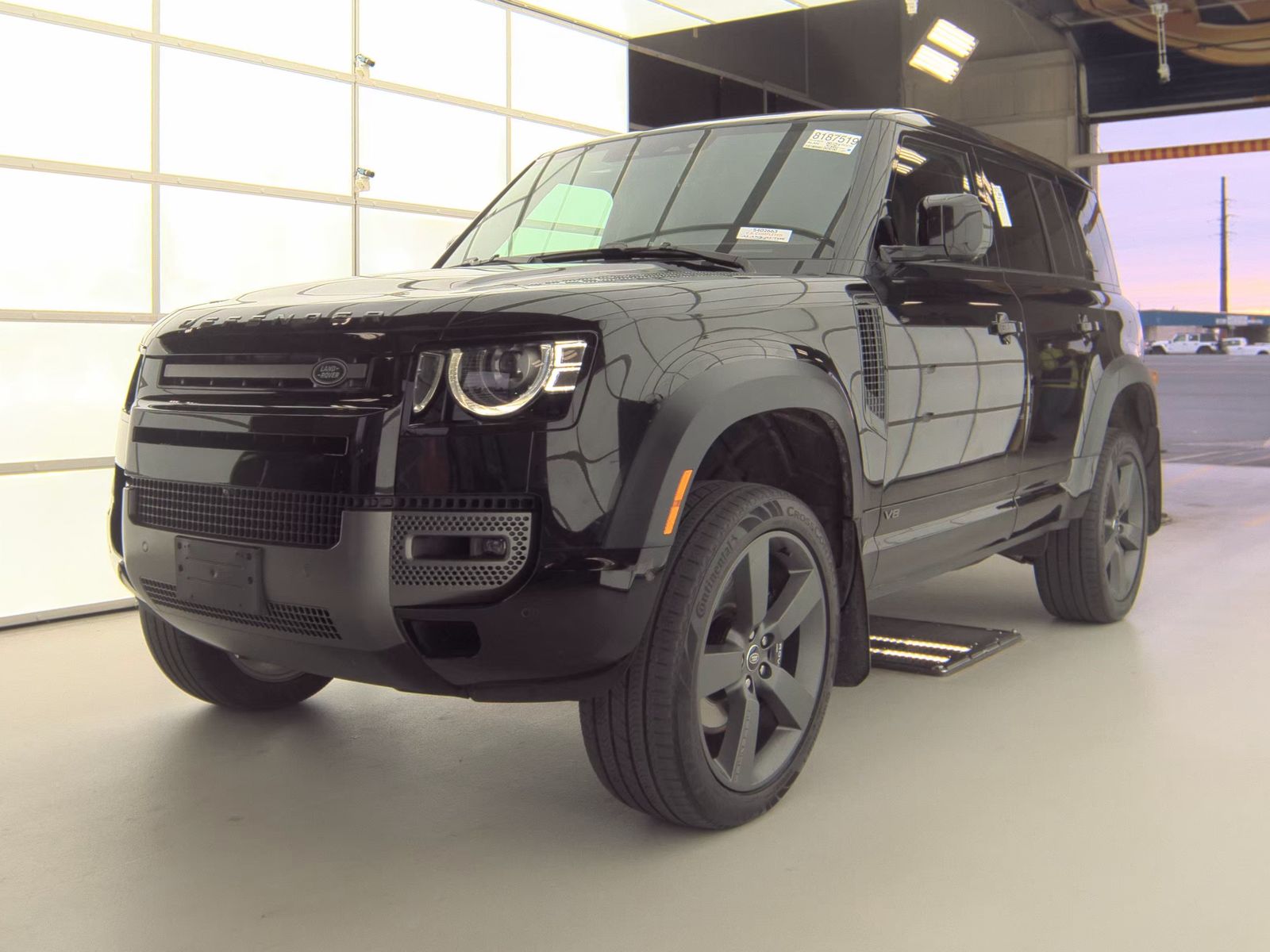 2023 Land Rover Defender 110 V8 AWD