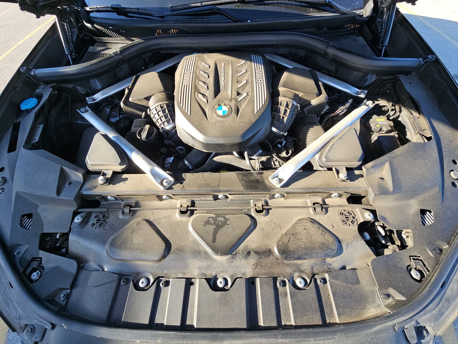 2022 BMW X5 M50i AWD